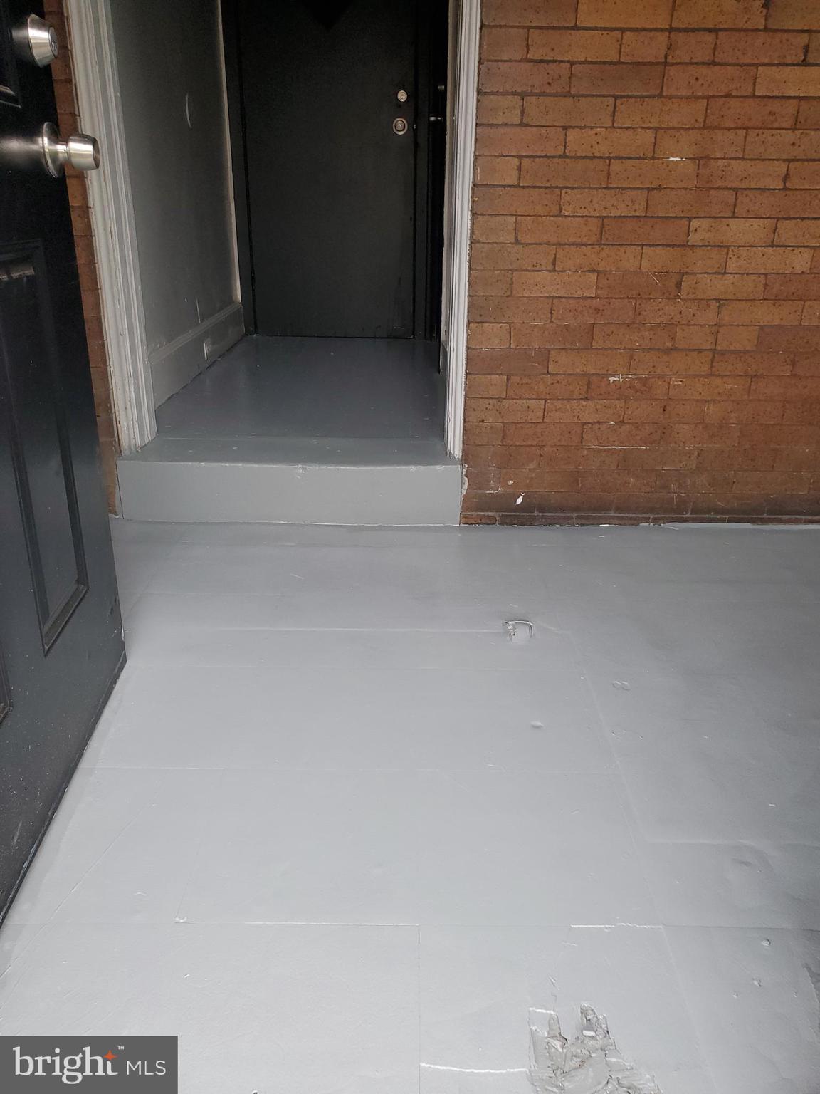 KENSINGTON - Residential Lease