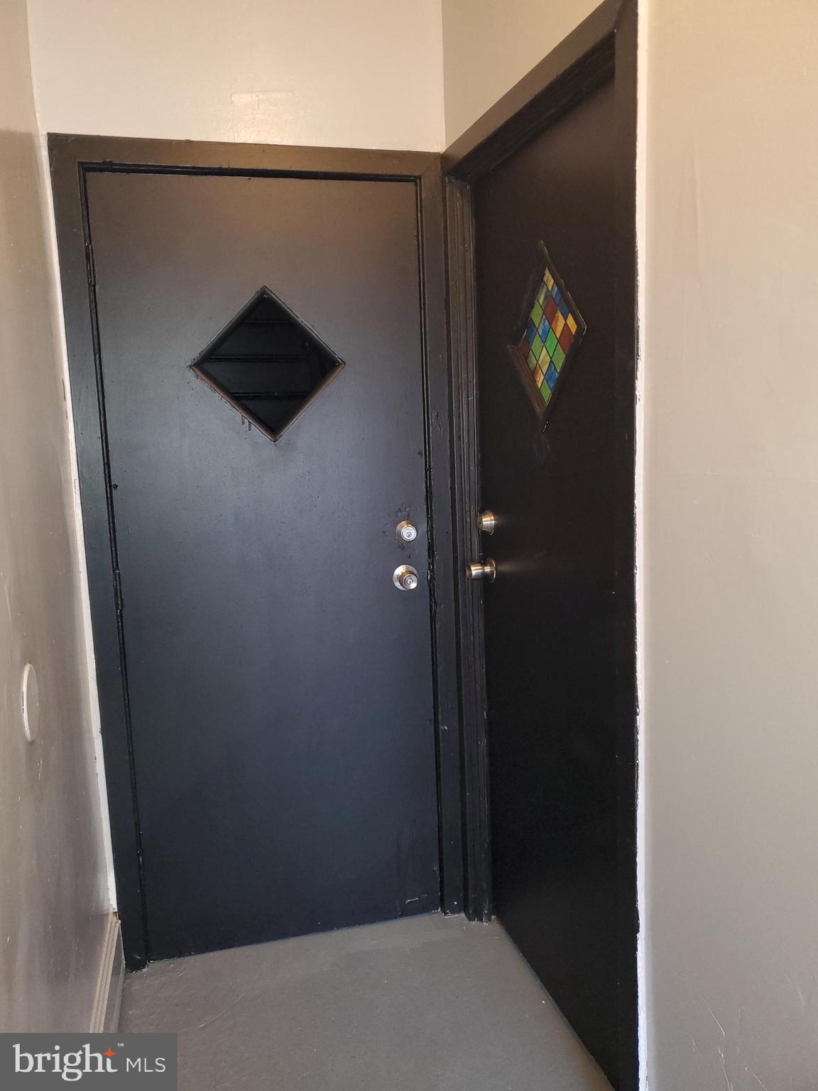 KENSINGTON - Residential Lease