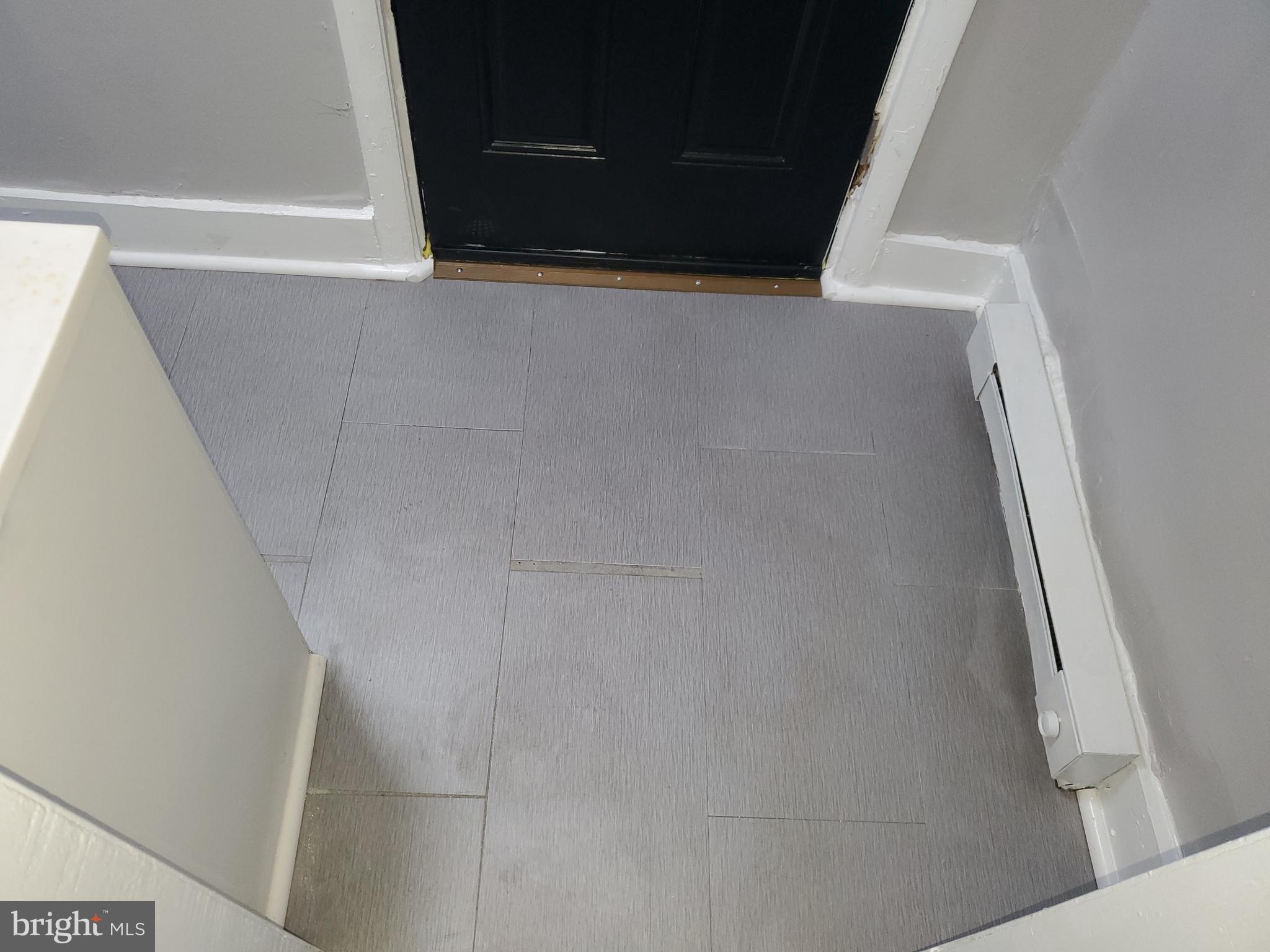 KENSINGTON - Residential Lease