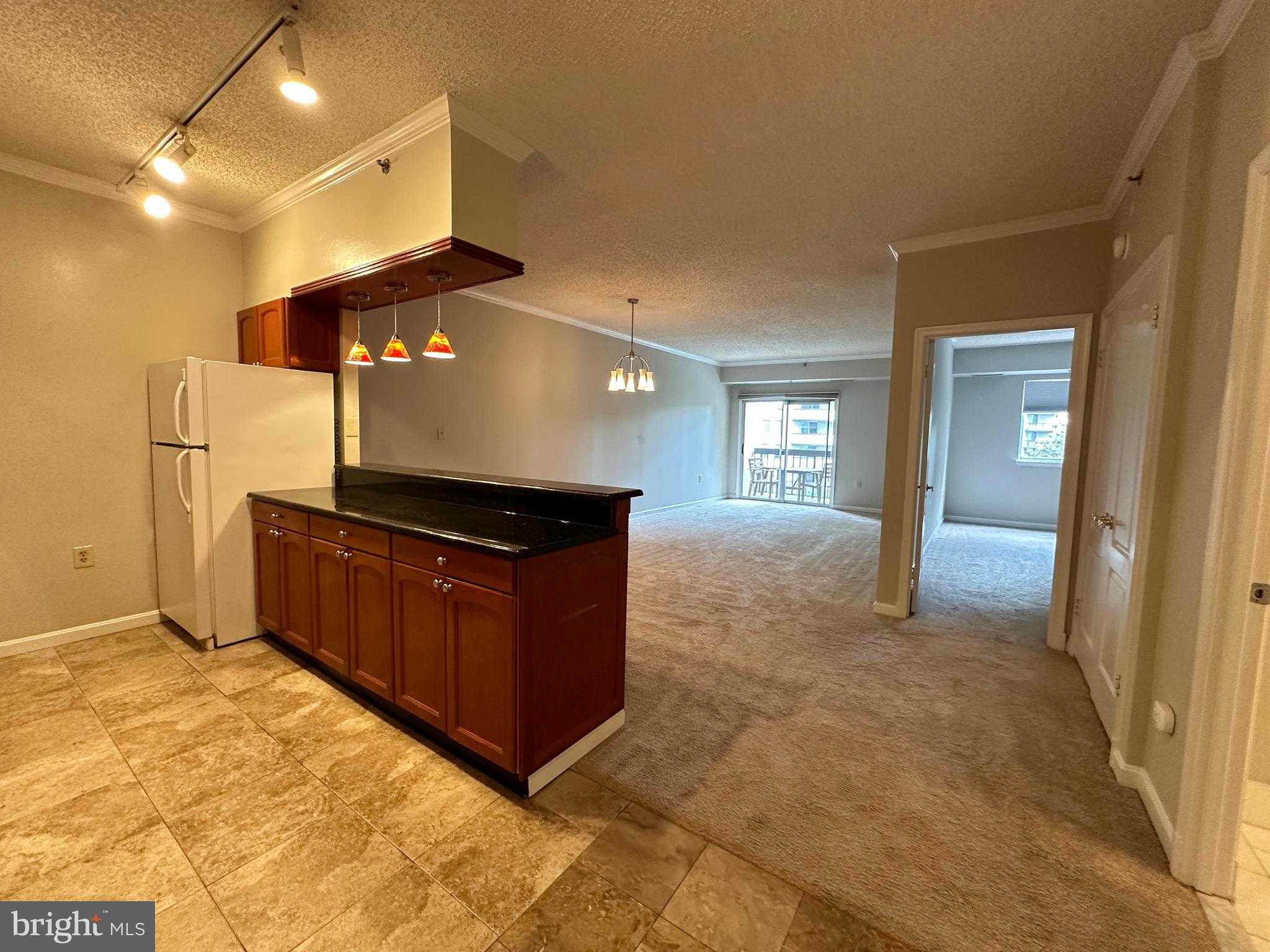 BELLA VISTA CONDOMINIUM - Residential Lease