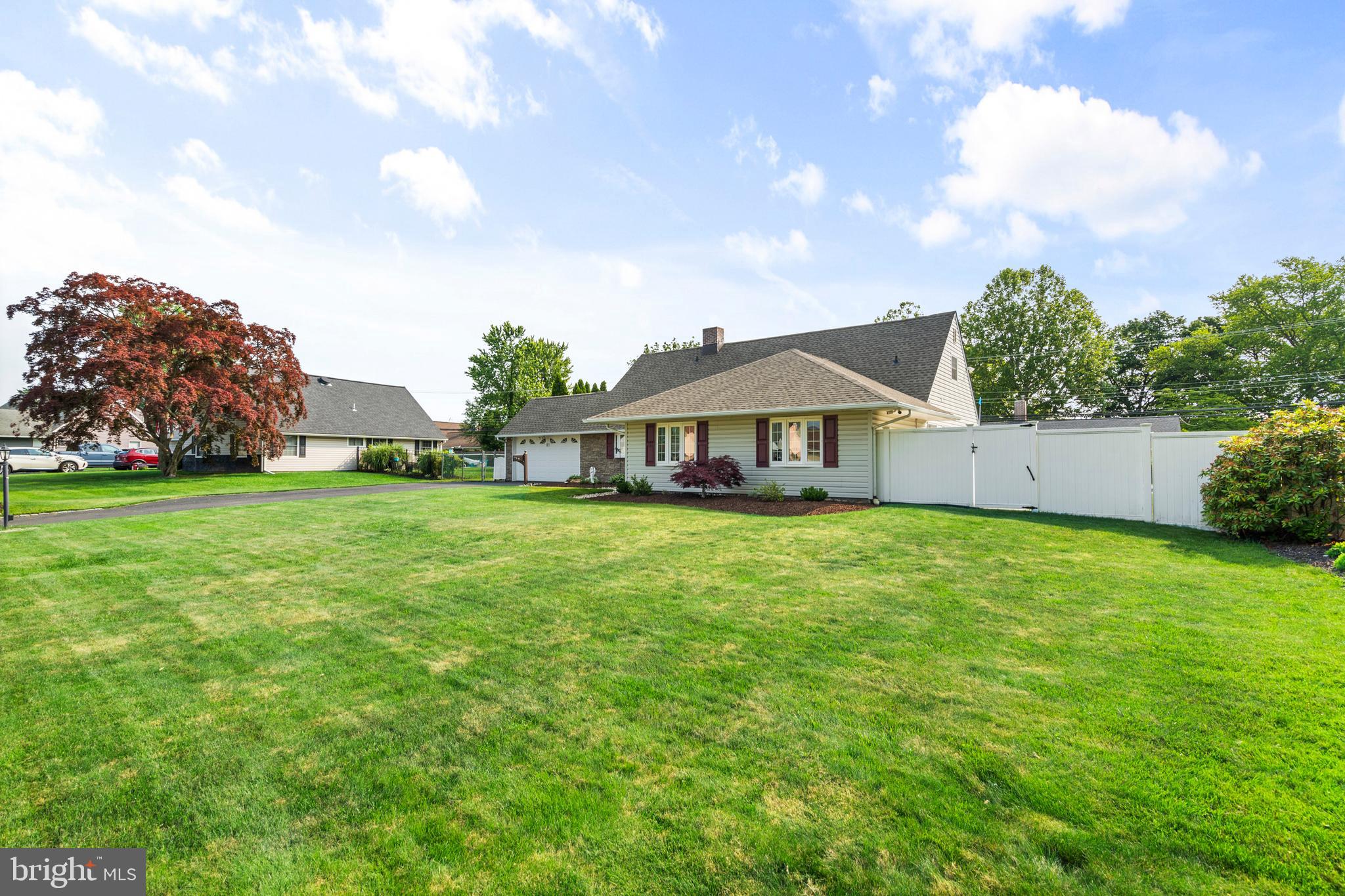 18 STEEPLEBUSH ROAD