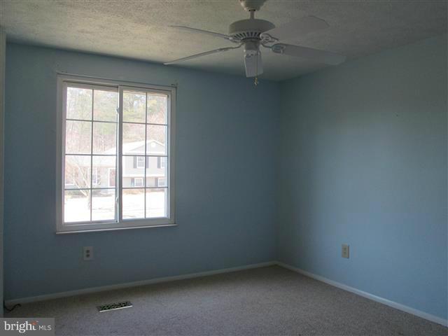 HARMANS WOODS - Residential