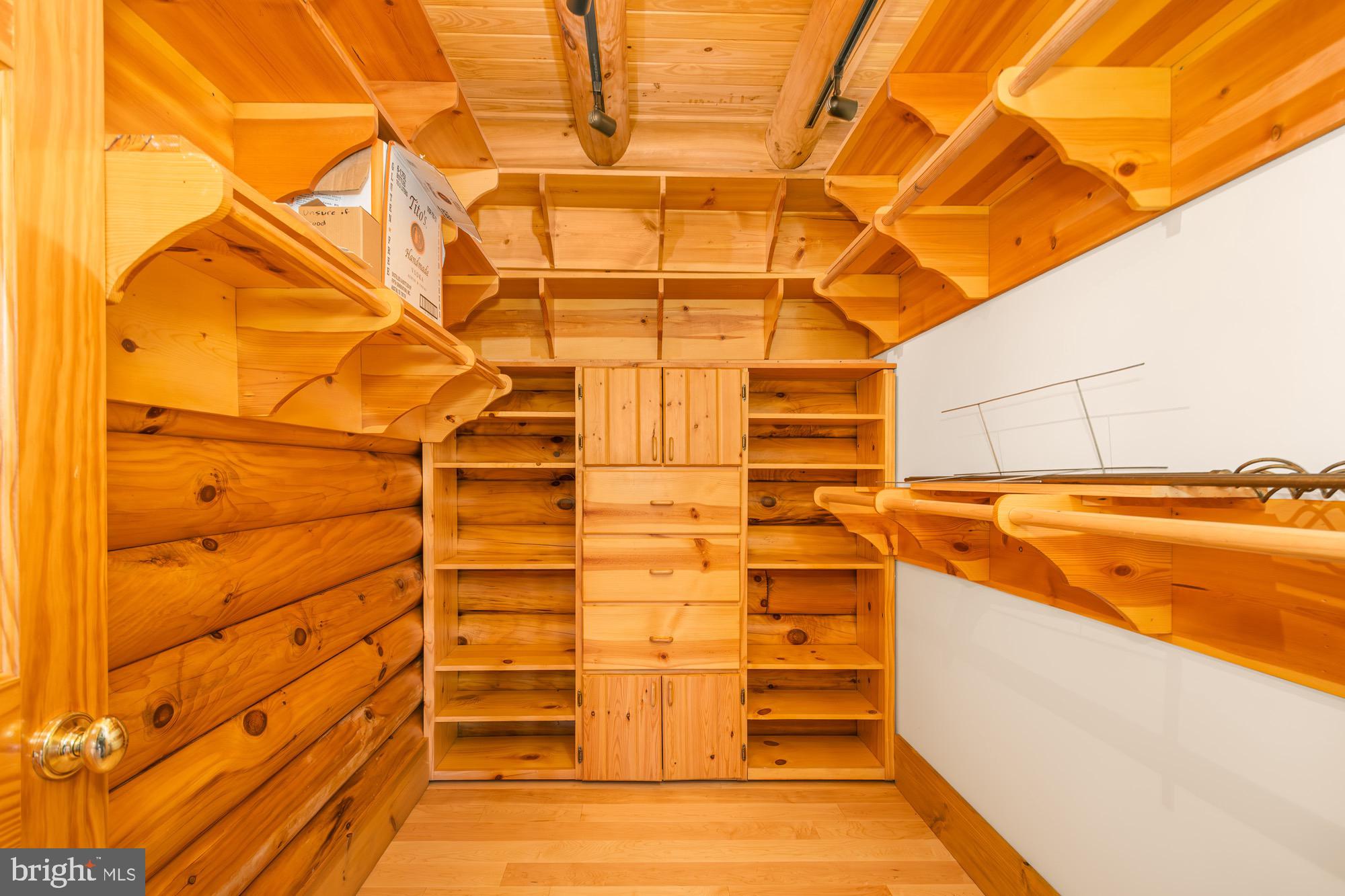 BARTON - Residential