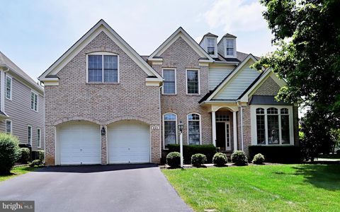 Homes For Rent - 8163 Snead Loop<br/> GAINESVILLE, VA 20155