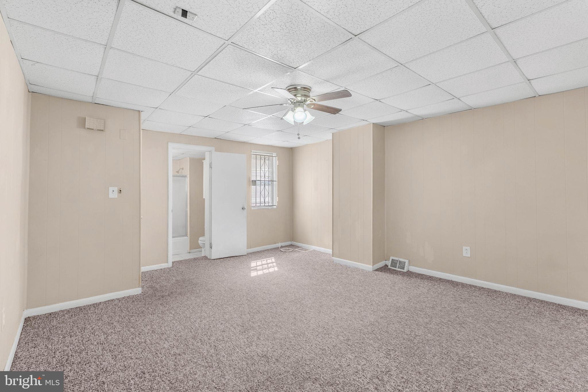 EAST PASSYUNK CROSSING - Residential Lease