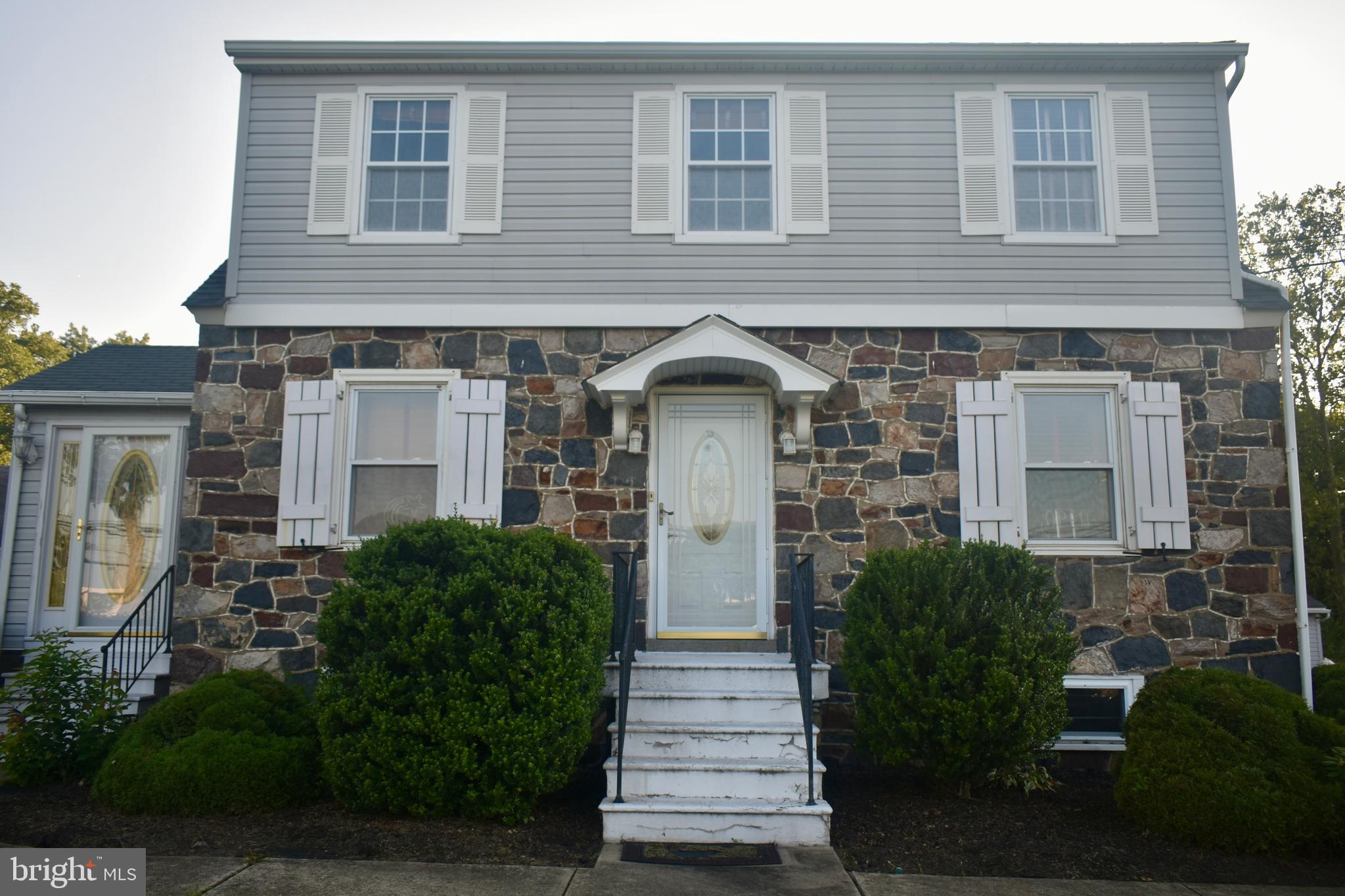 940 S WEST END BOULEVARD