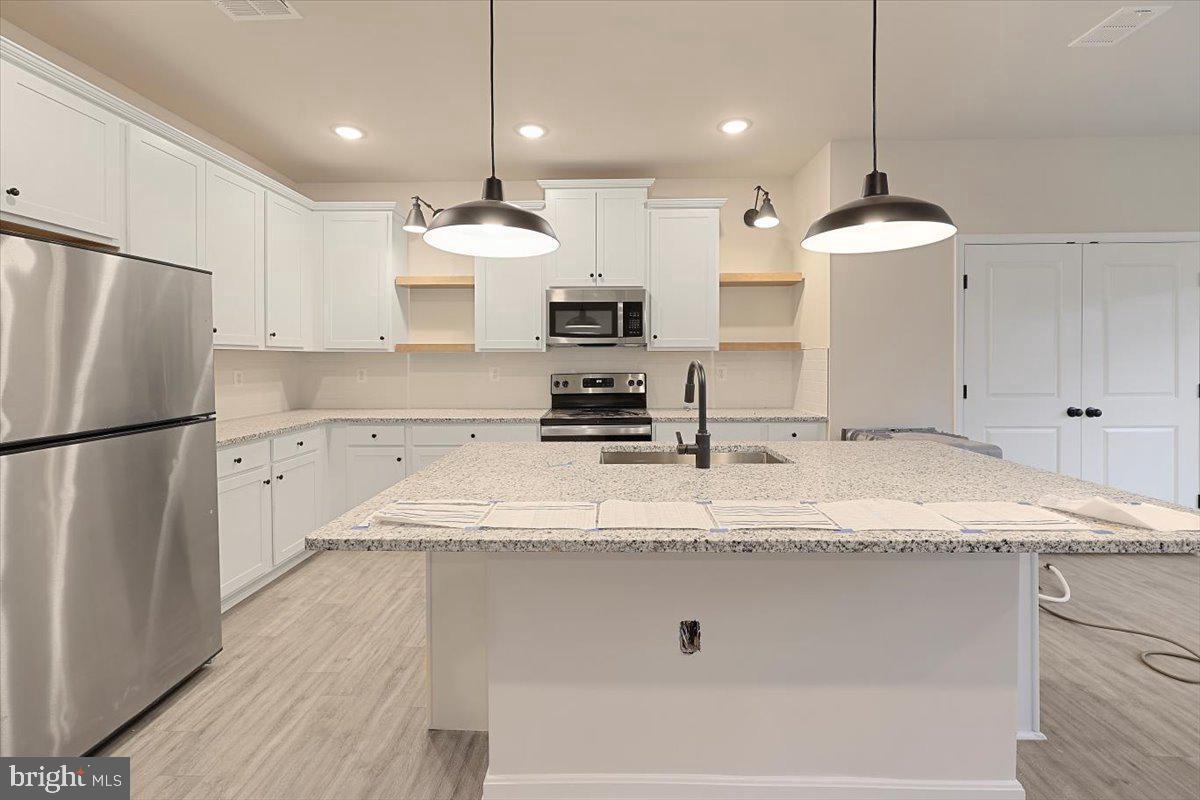 DILLON FARM - Residential