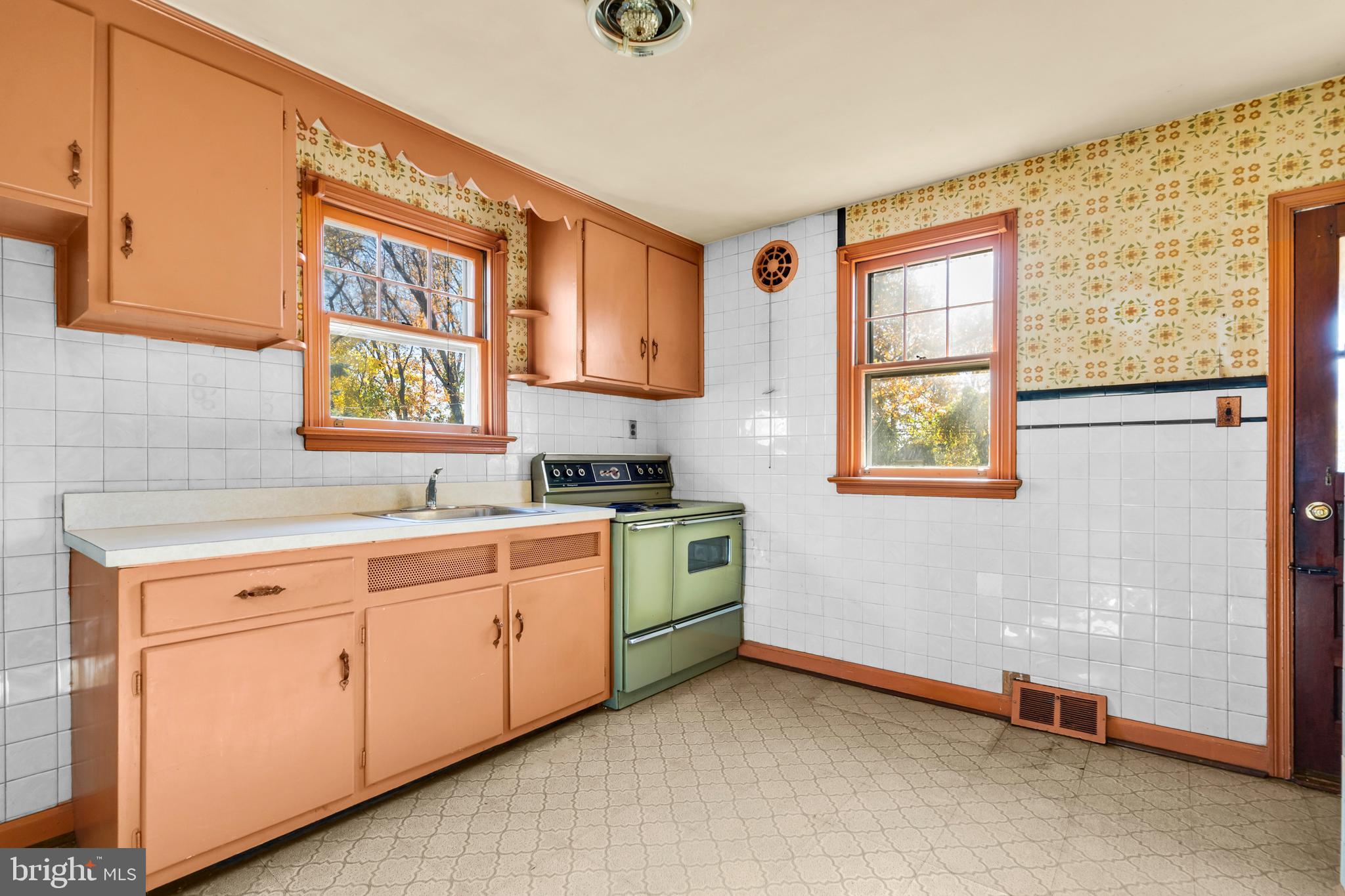 CEDAR HOLLOW - FEASTERVILLE - Residential