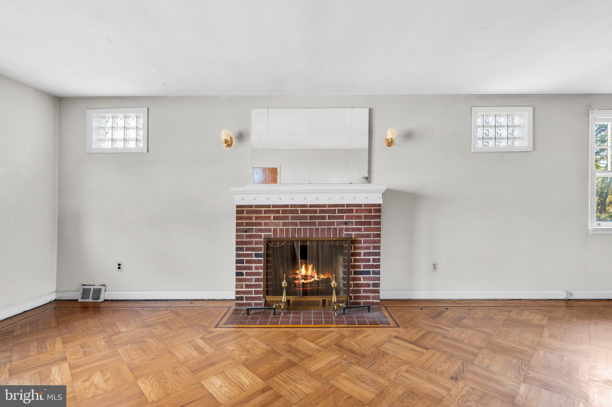 CEDAR HOLLOW - FEASTERVILLE - Residential