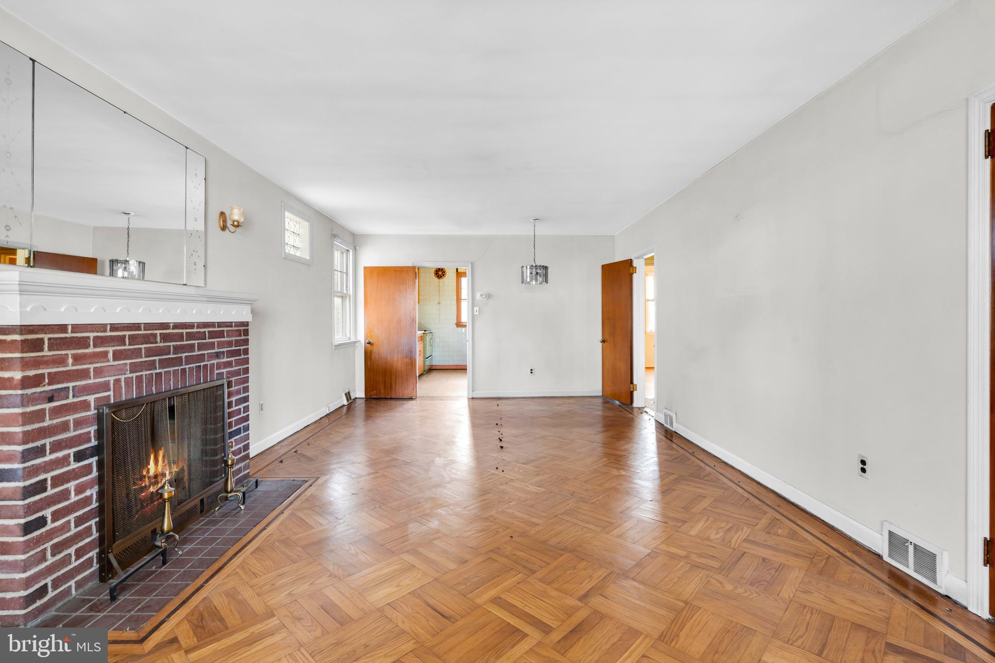 CEDAR HOLLOW - FEASTERVILLE - Residential