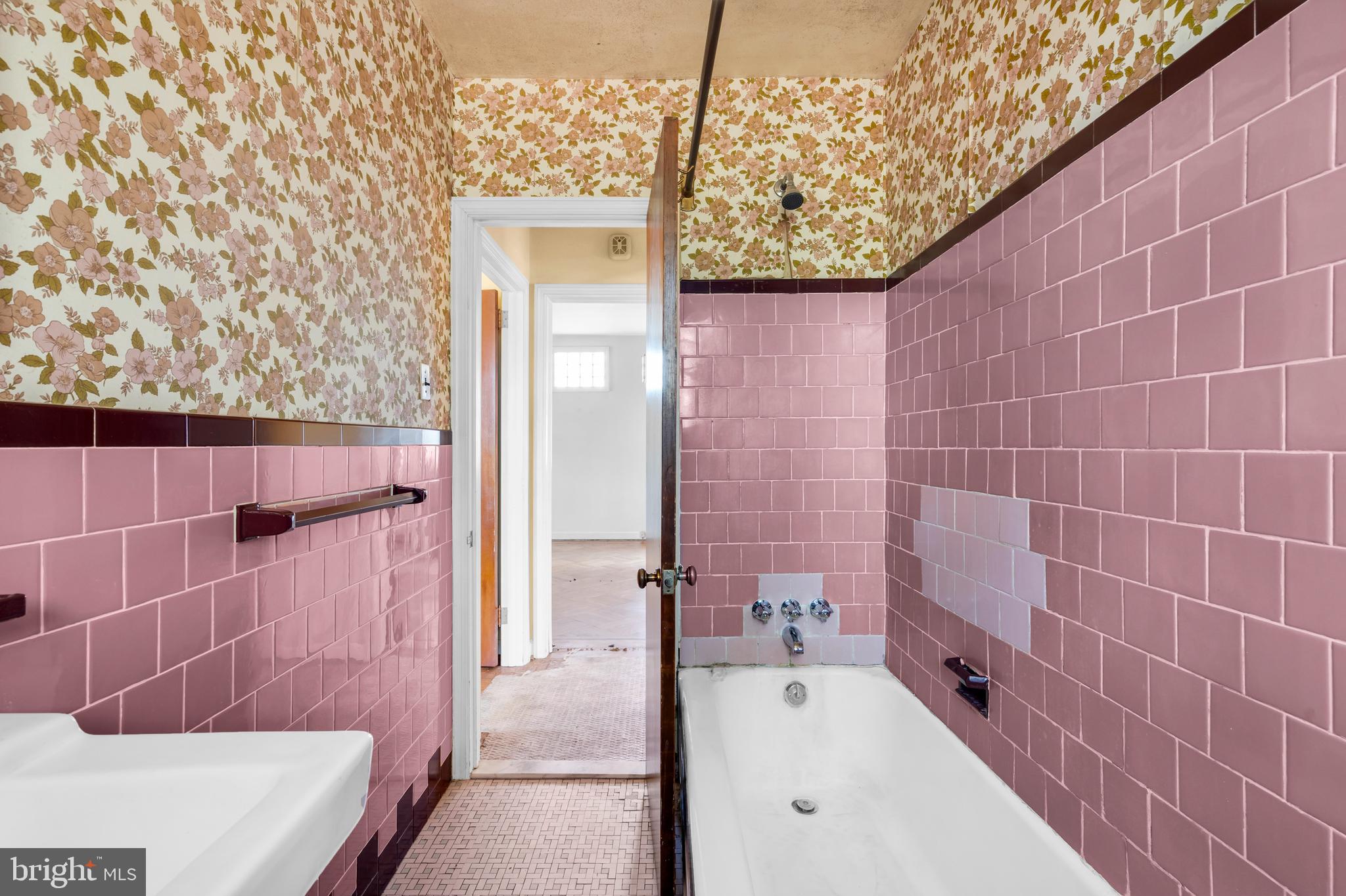 CEDAR HOLLOW - FEASTERVILLE - Residential