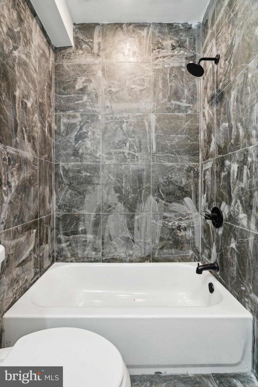 BELMONT - Residential Lease