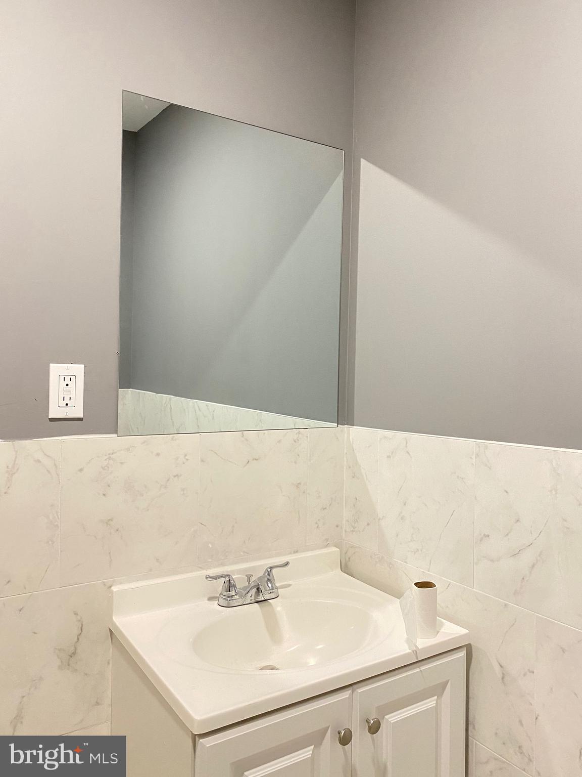 FRANCISVILLE - Residential Lease