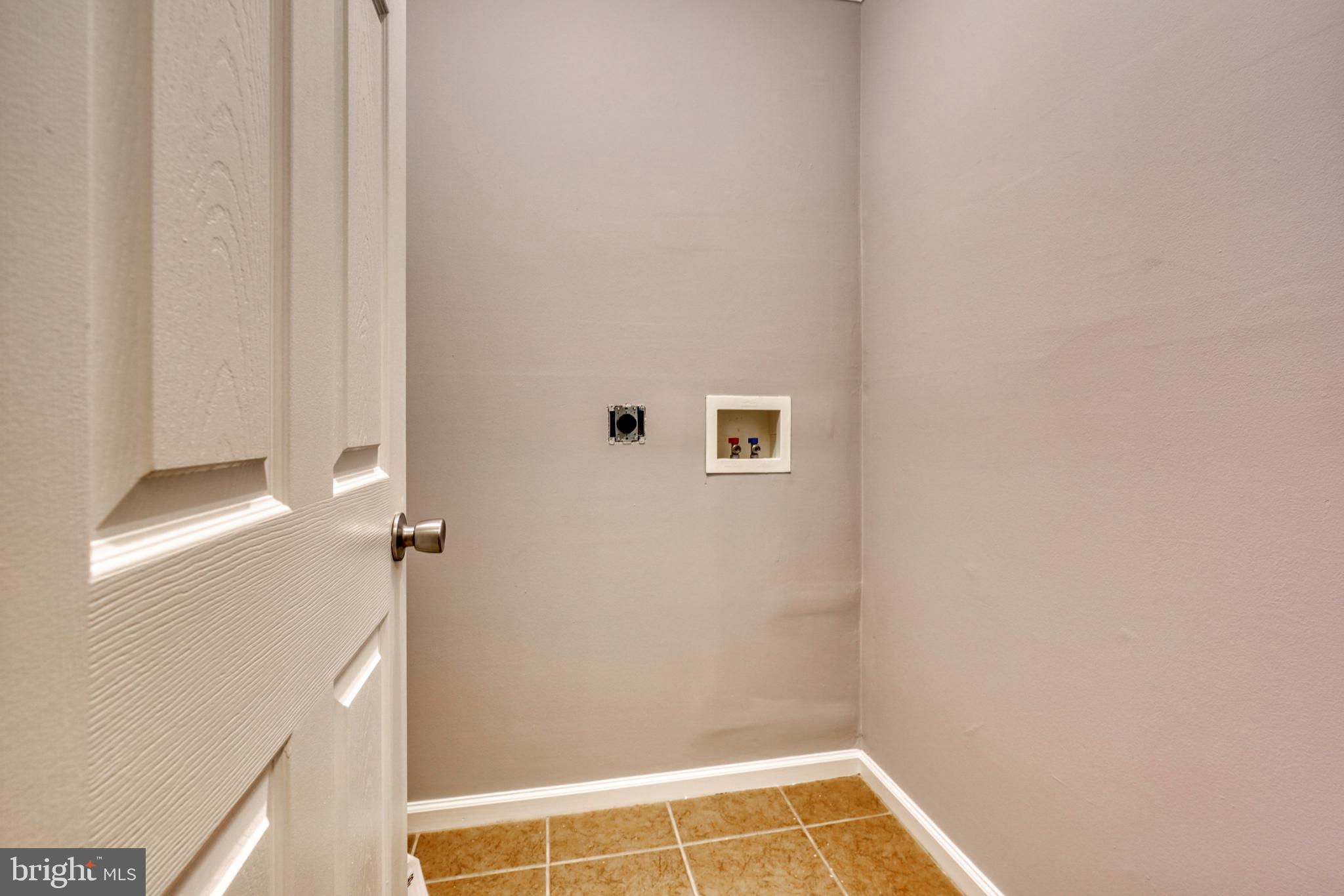 VILLAGE OF LONG REACH - Residential