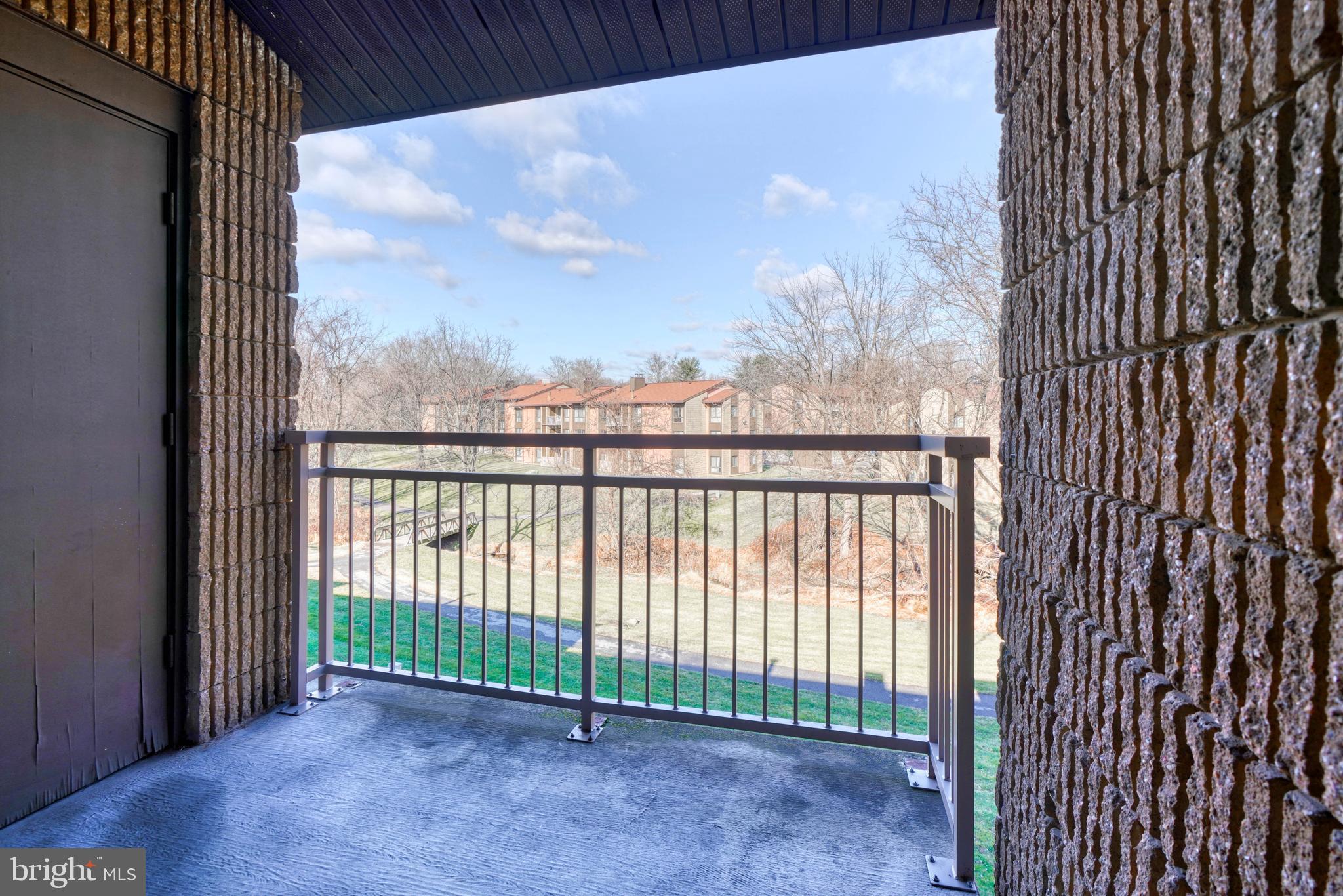 VILLAGE OF LONG REACH - Residential