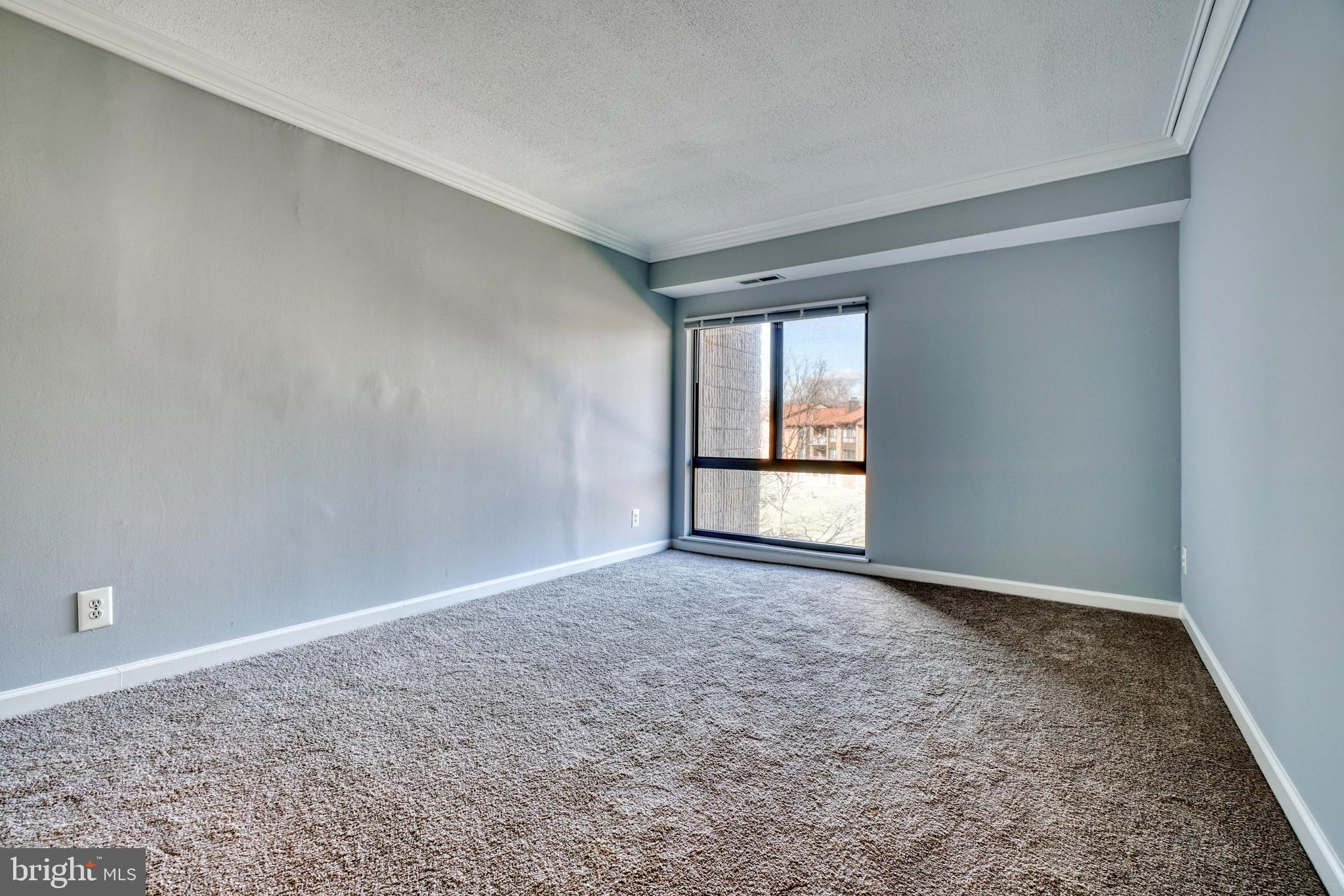 VILLAGE OF LONG REACH - Residential