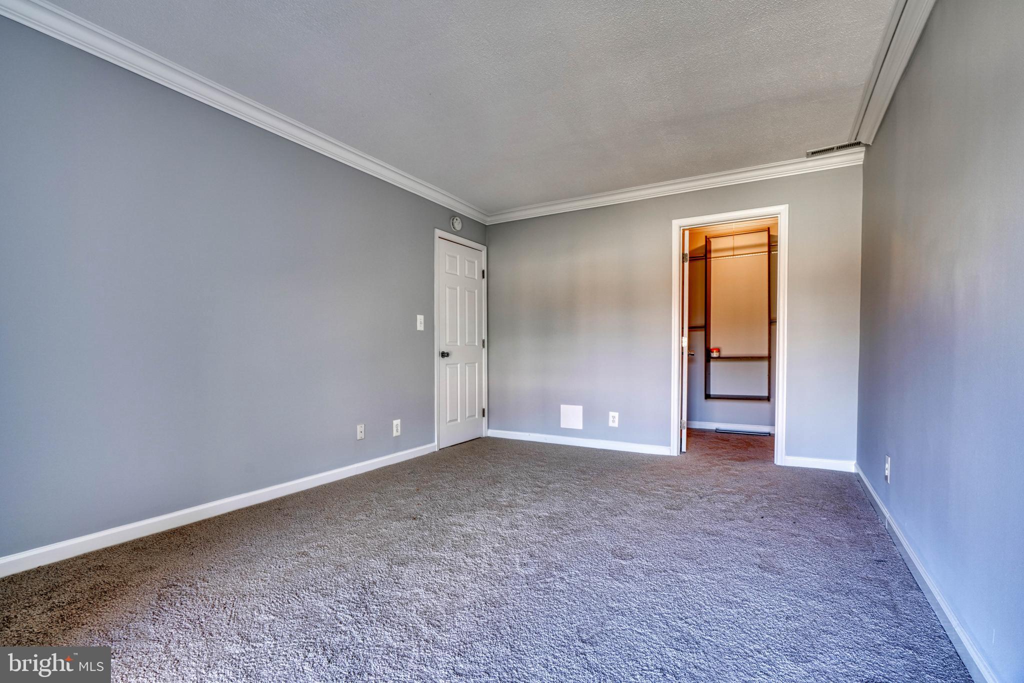 VILLAGE OF LONG REACH - Residential