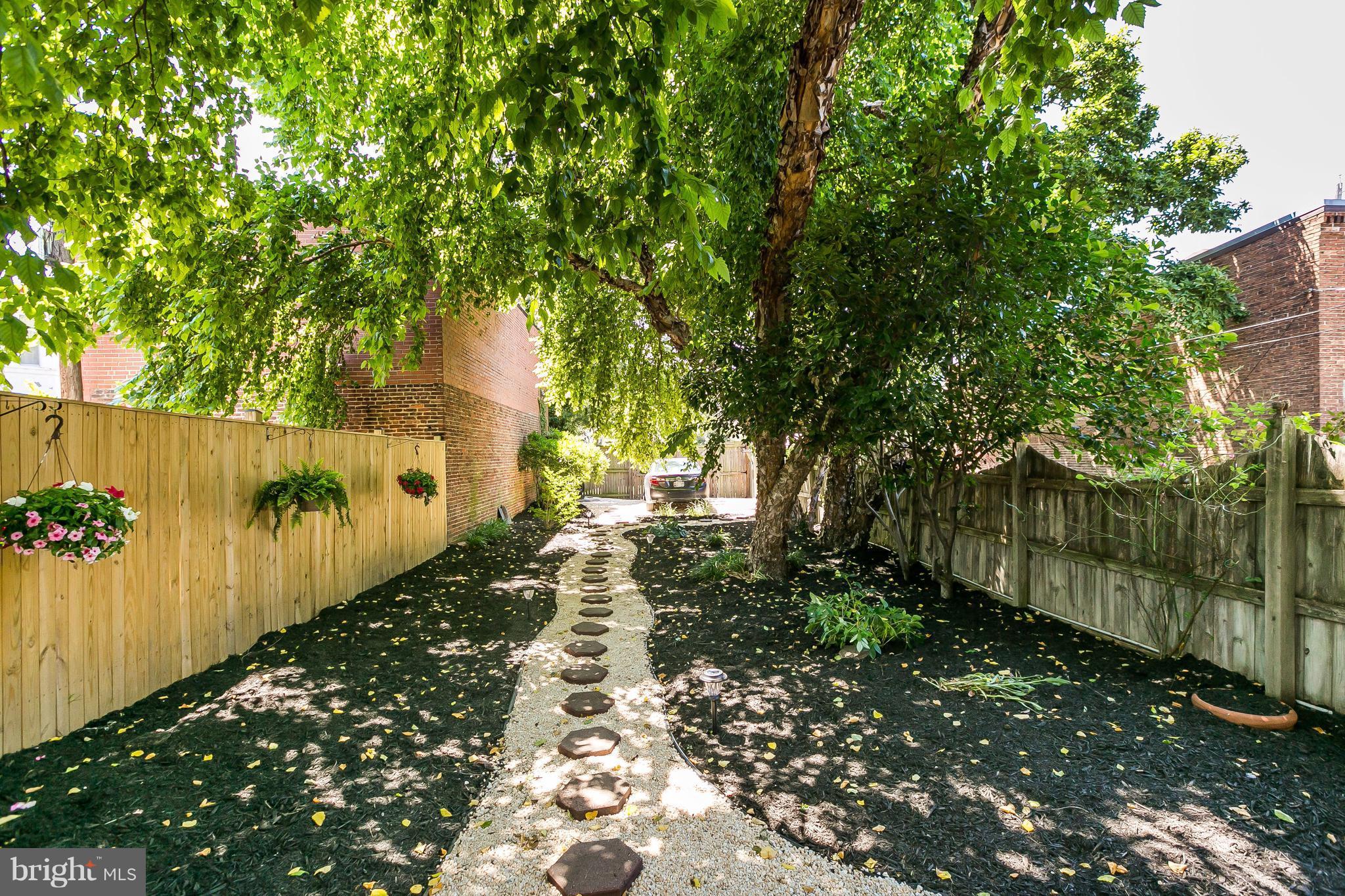 CHARLES VILLAGE - Residential