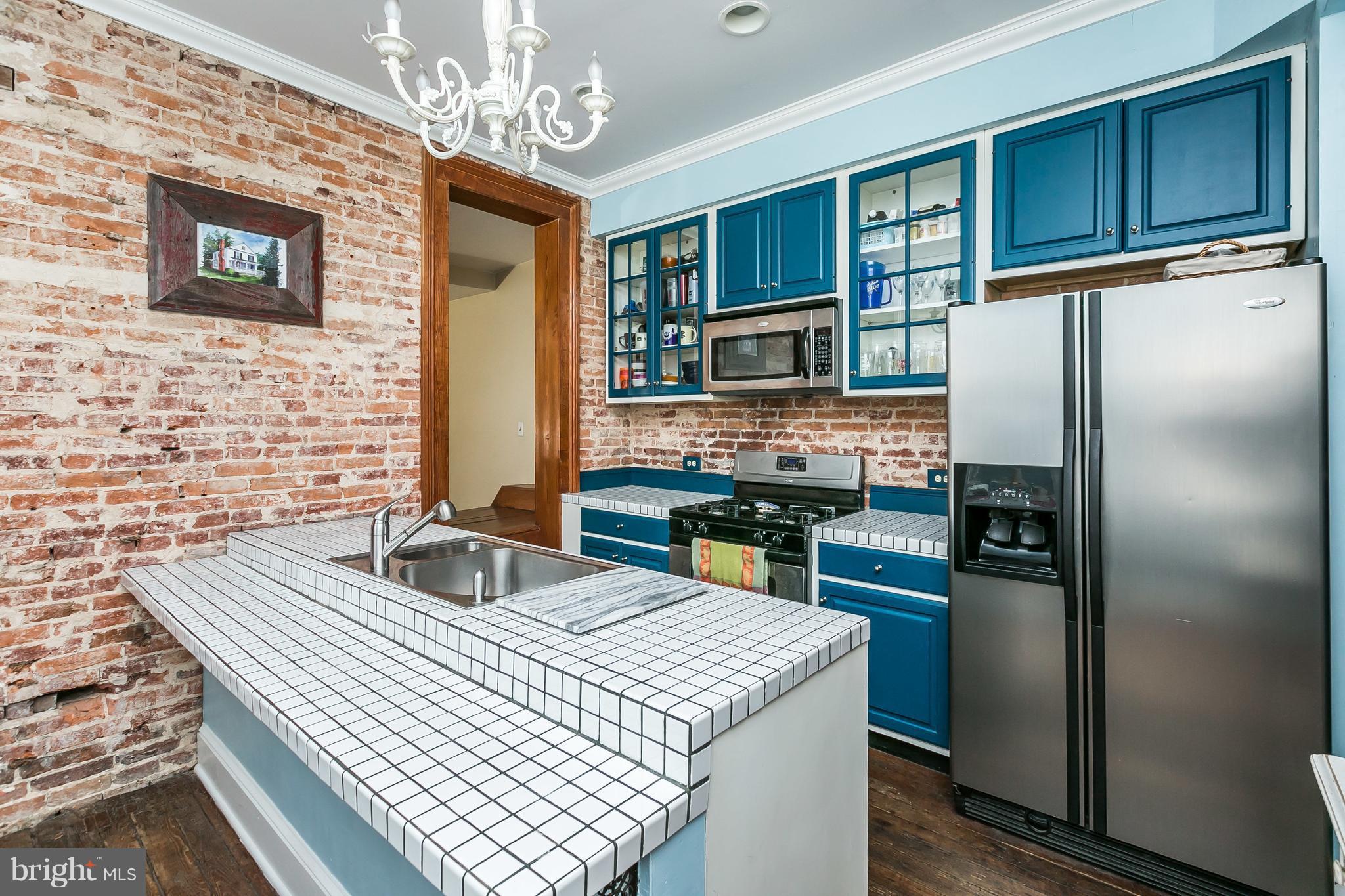 CHARLES VILLAGE - Residential