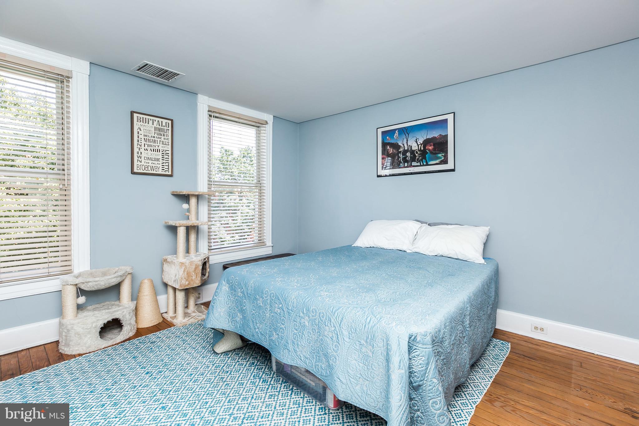 CHARLES VILLAGE - Residential