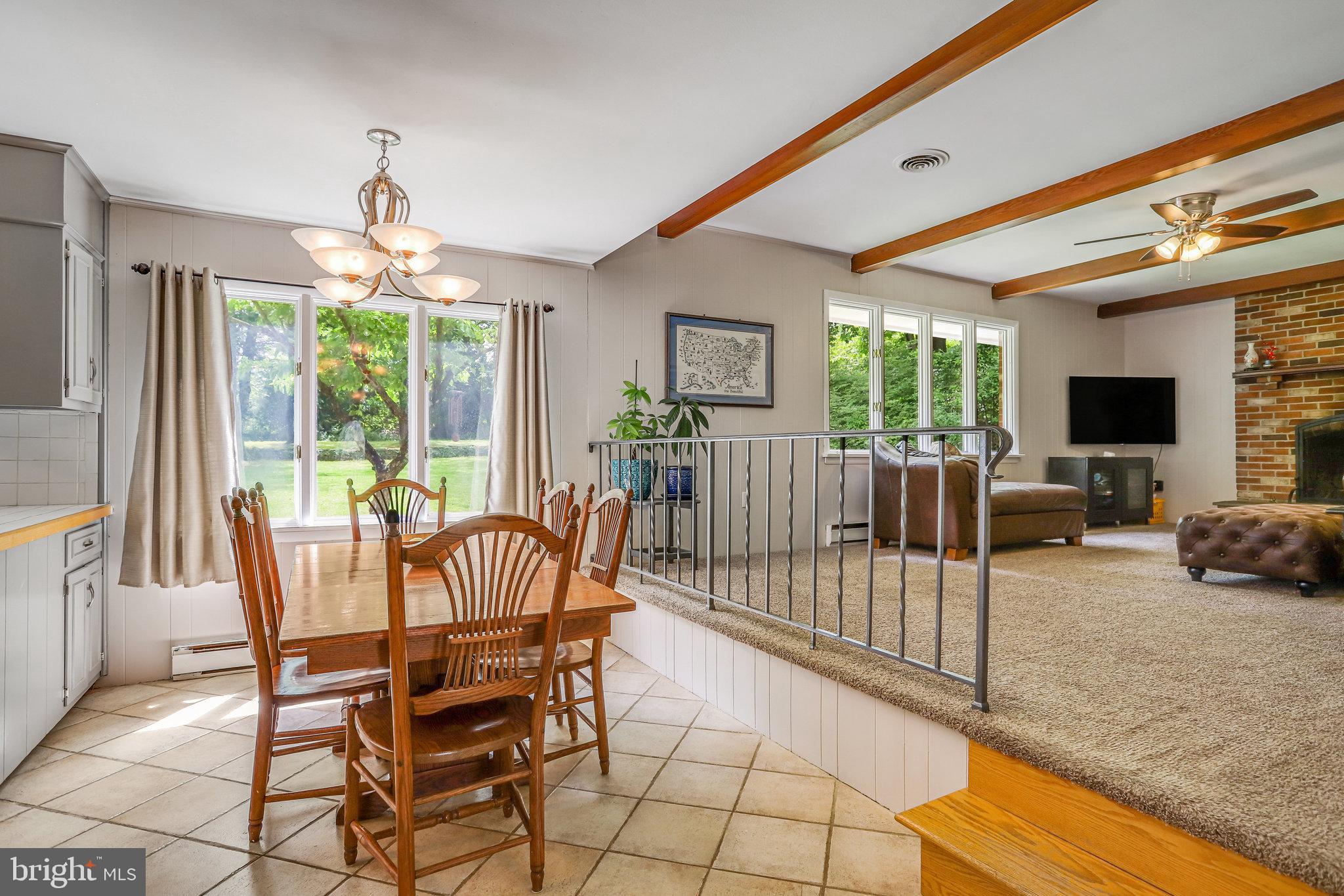 MEADOWCREST - Residential