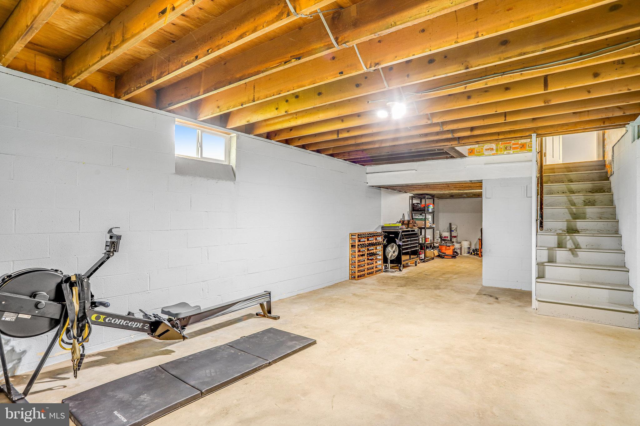 MEADOWCREST - Residential