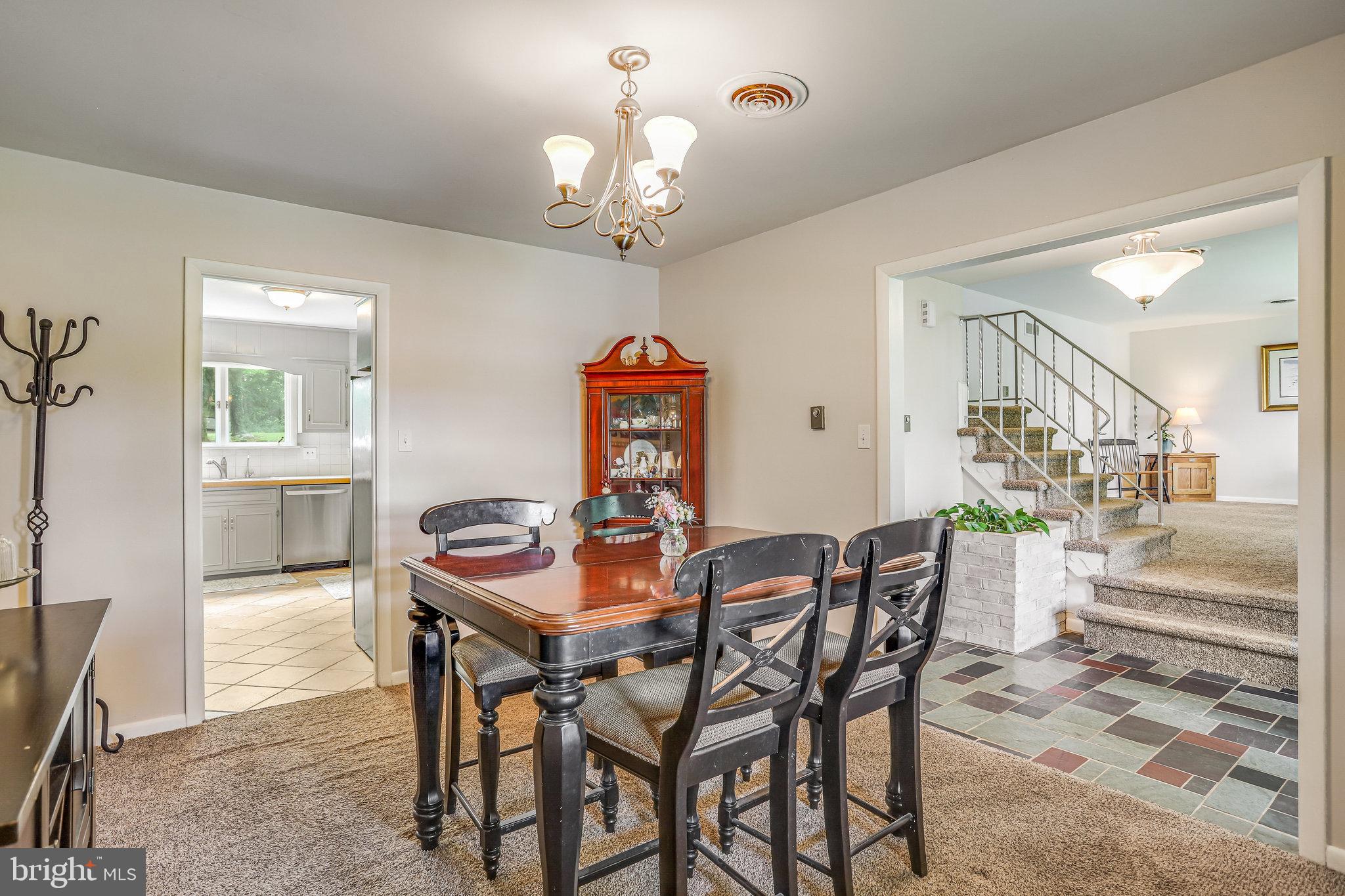 MEADOWCREST - Residential