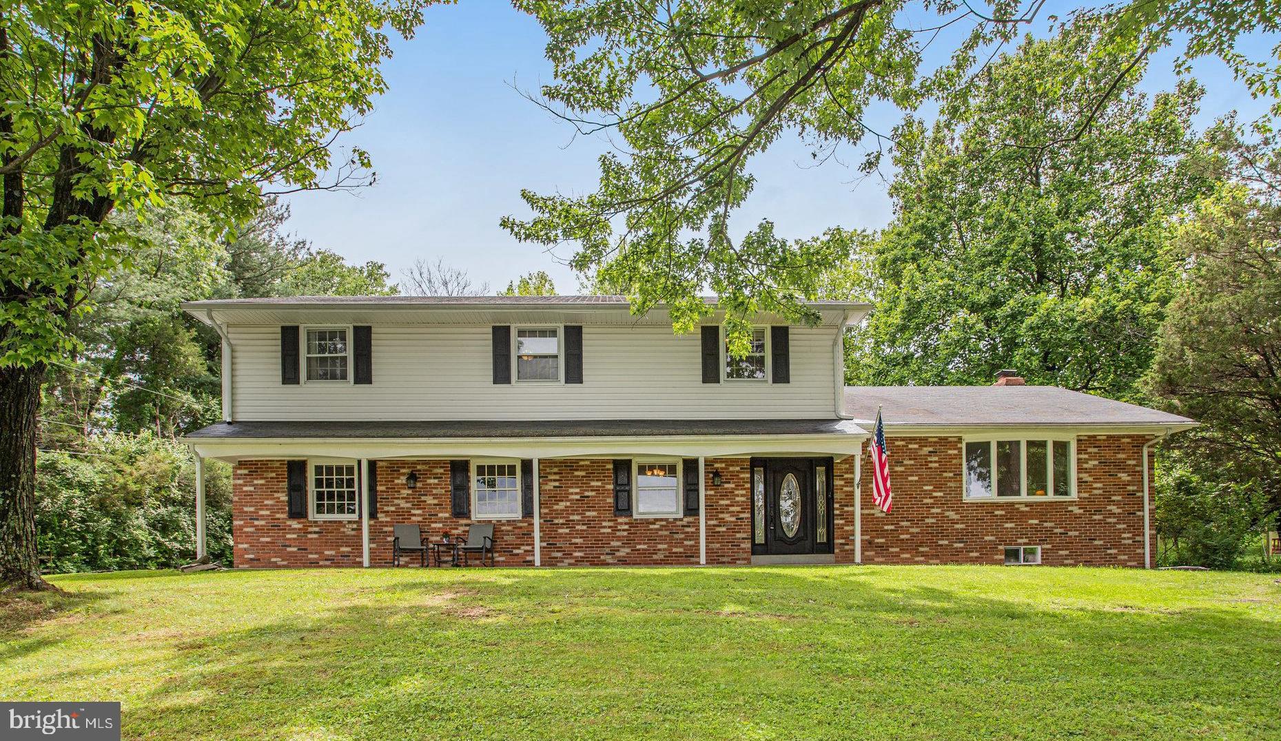 MEADOWCREST - Residential