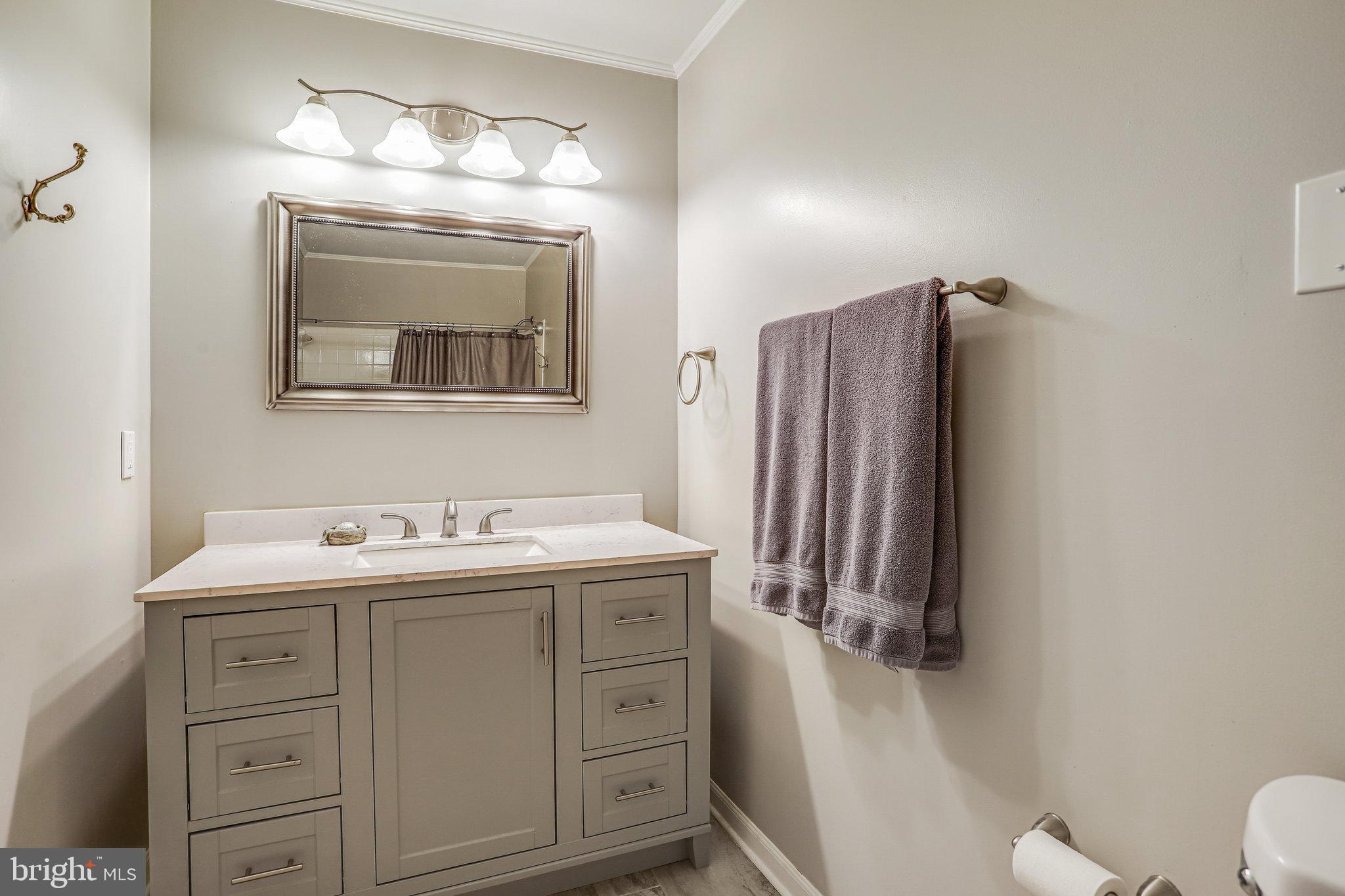 MEADOWCREST - Residential