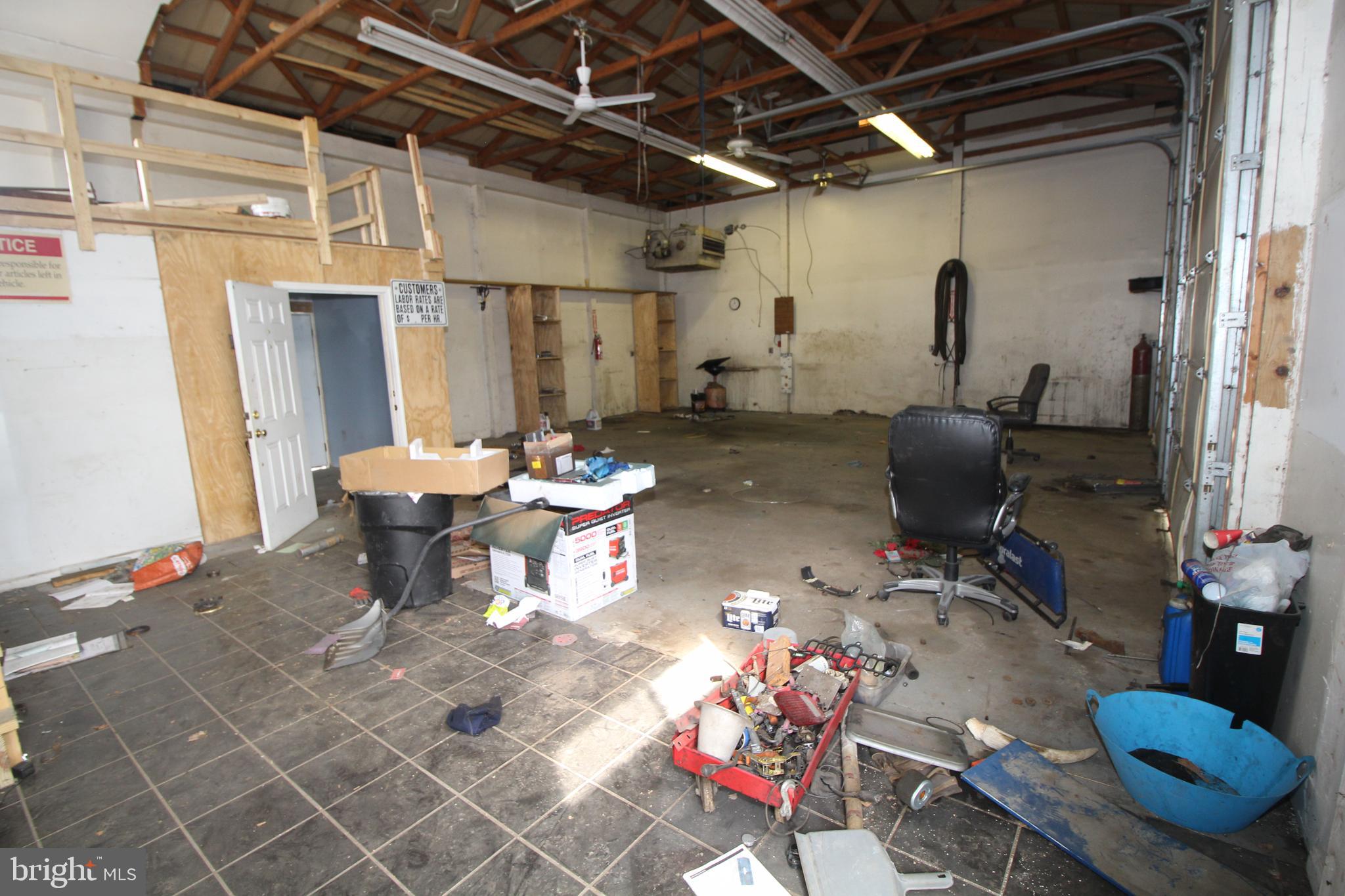 216 LEWIS AVENUE