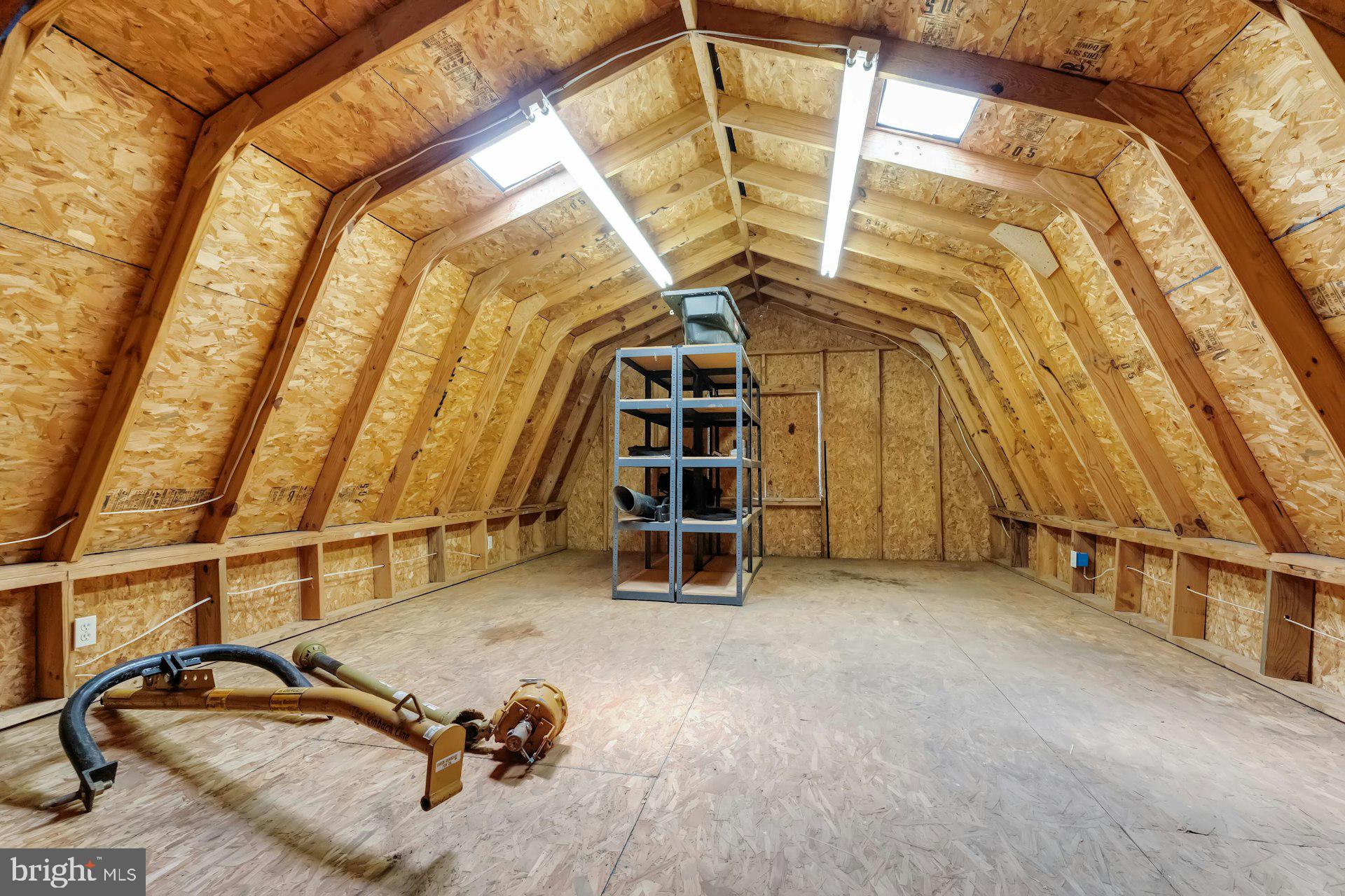 DEBUTTS - Residential