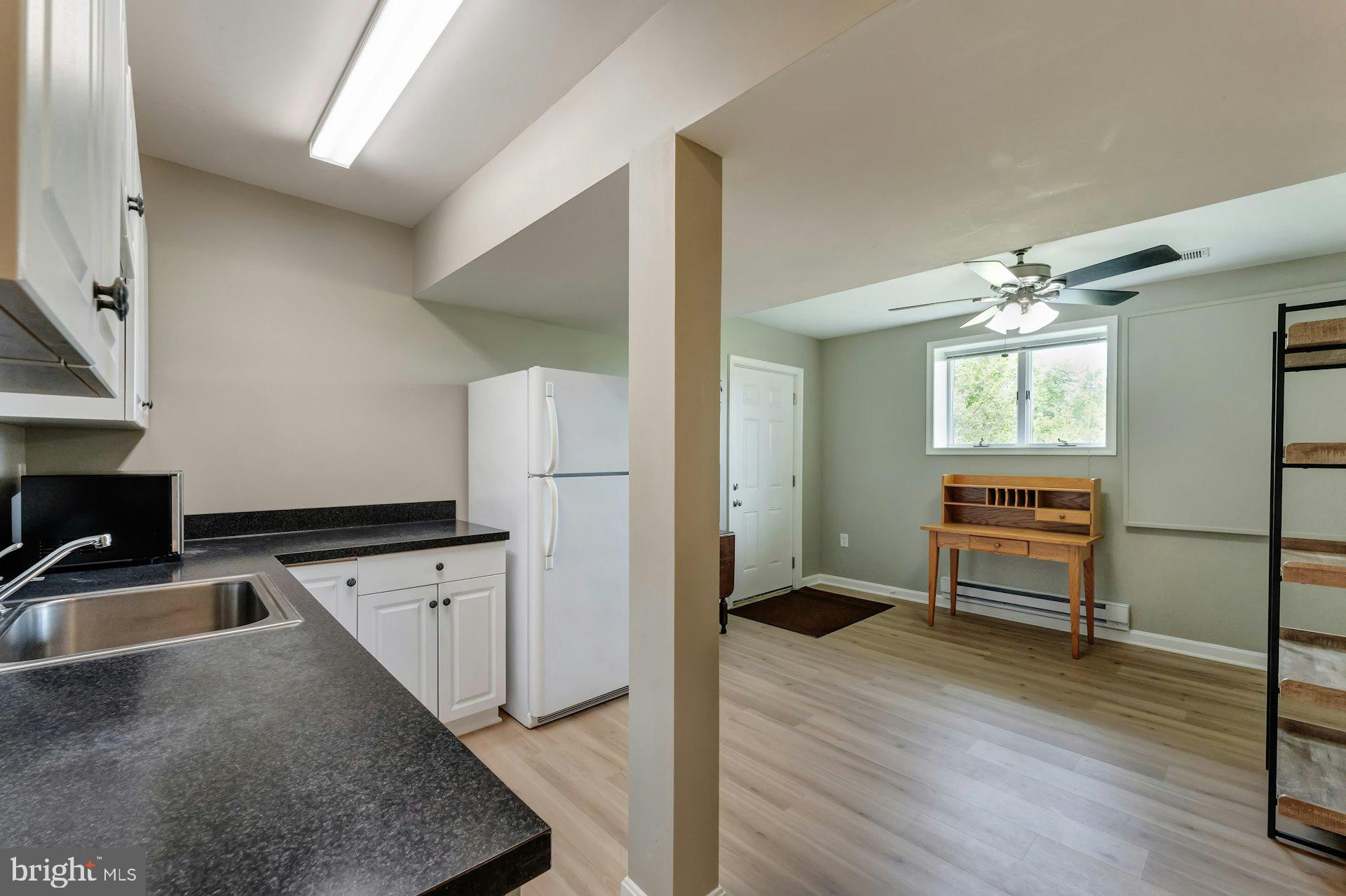 DEBUTTS - Residential