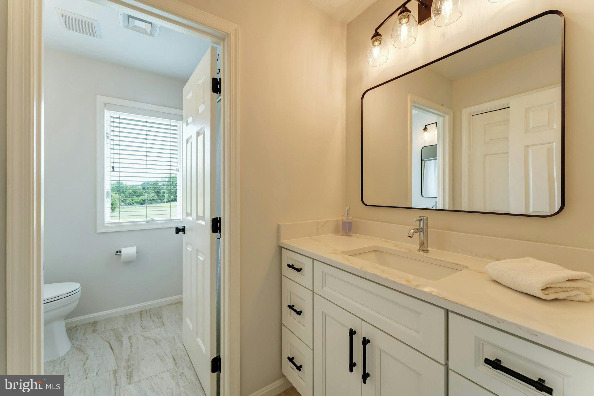 DEBUTTS - Residential