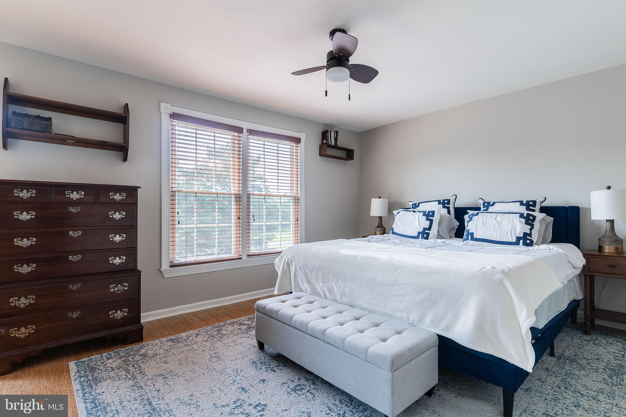 ASHBURN FARM - Residential