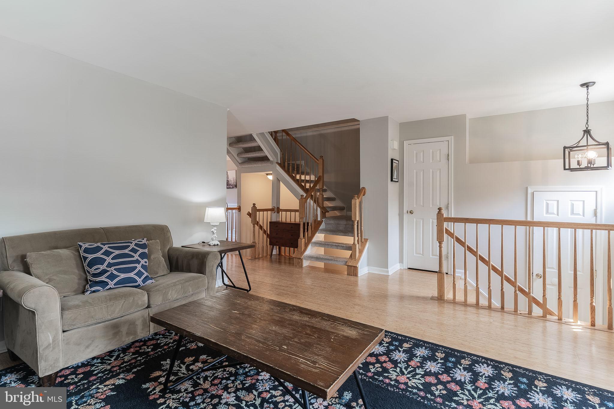 ASHBURN FARM - Residential