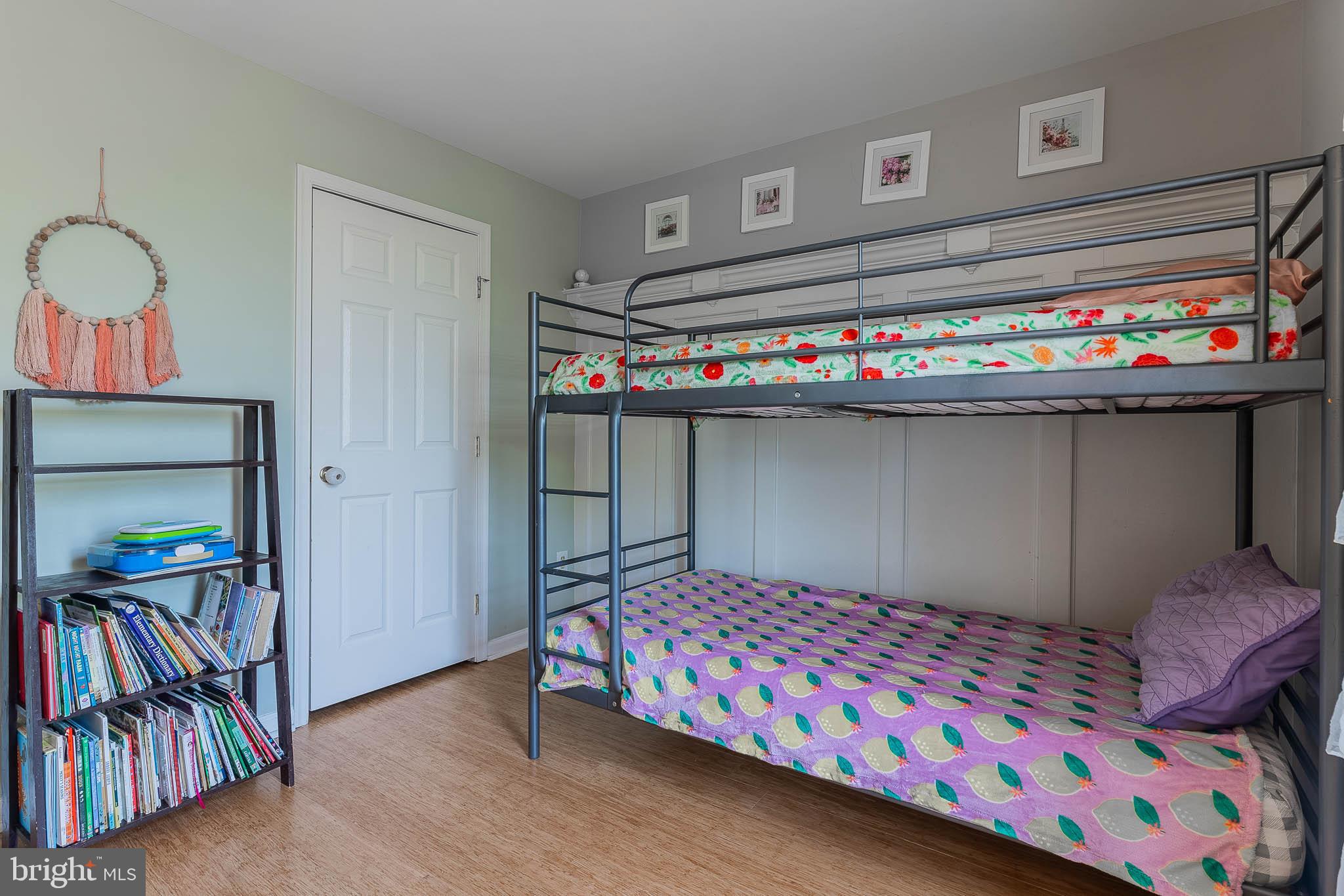 ASHBURN FARM - Residential