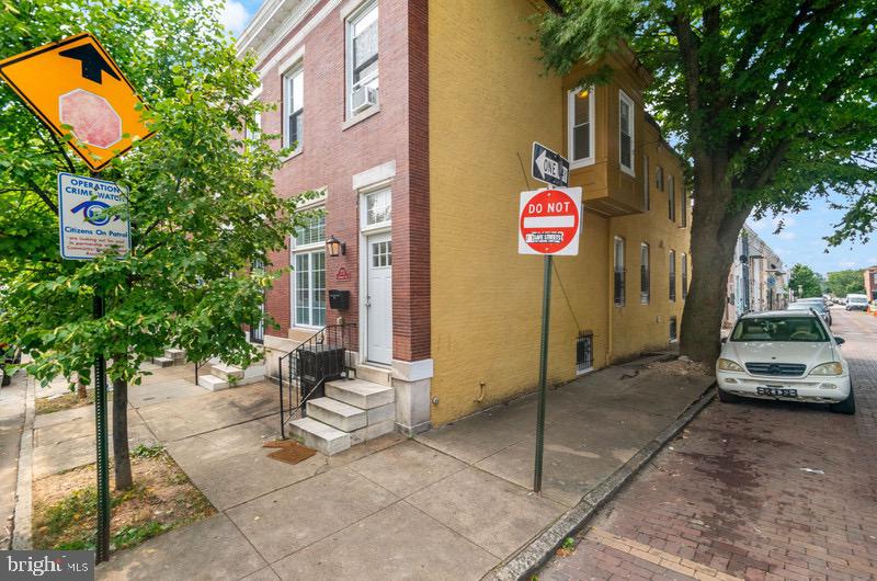 2711 JEFFERSON STREET