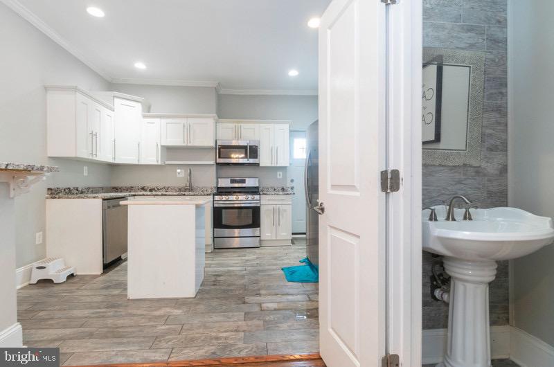 MCELDERRY PARK - Residential