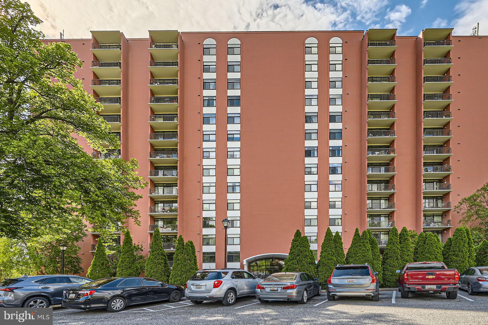 1 SMETON PLACE 1004