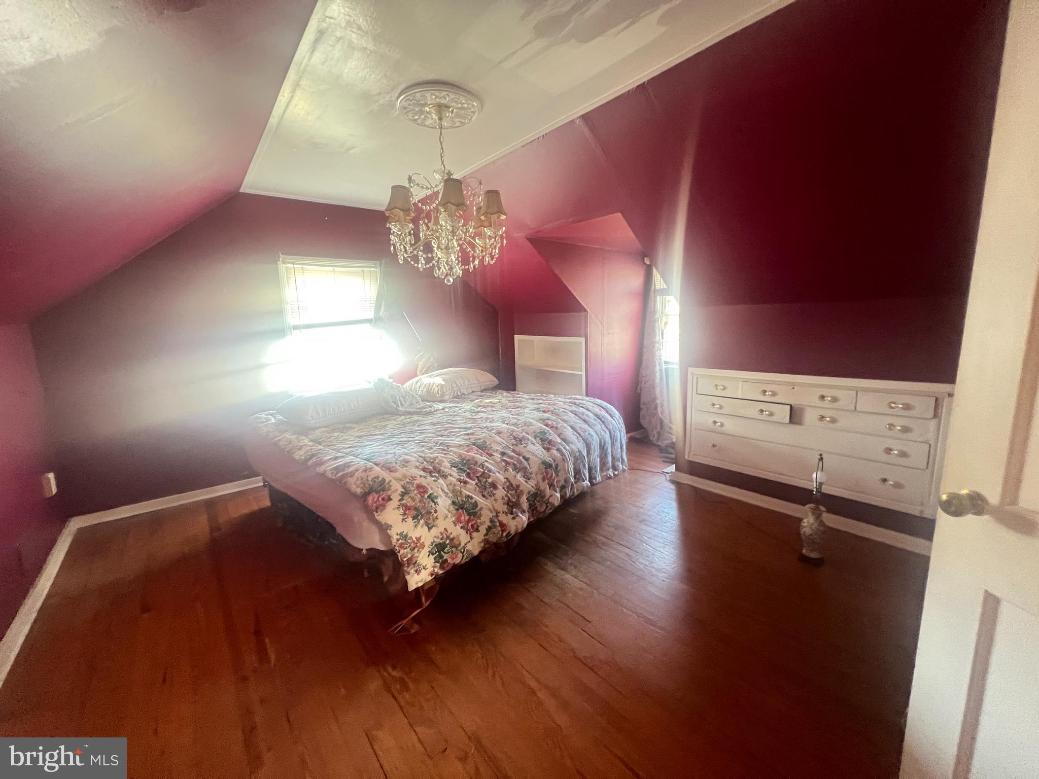 ROCK CREEK KNOLLS - Residential