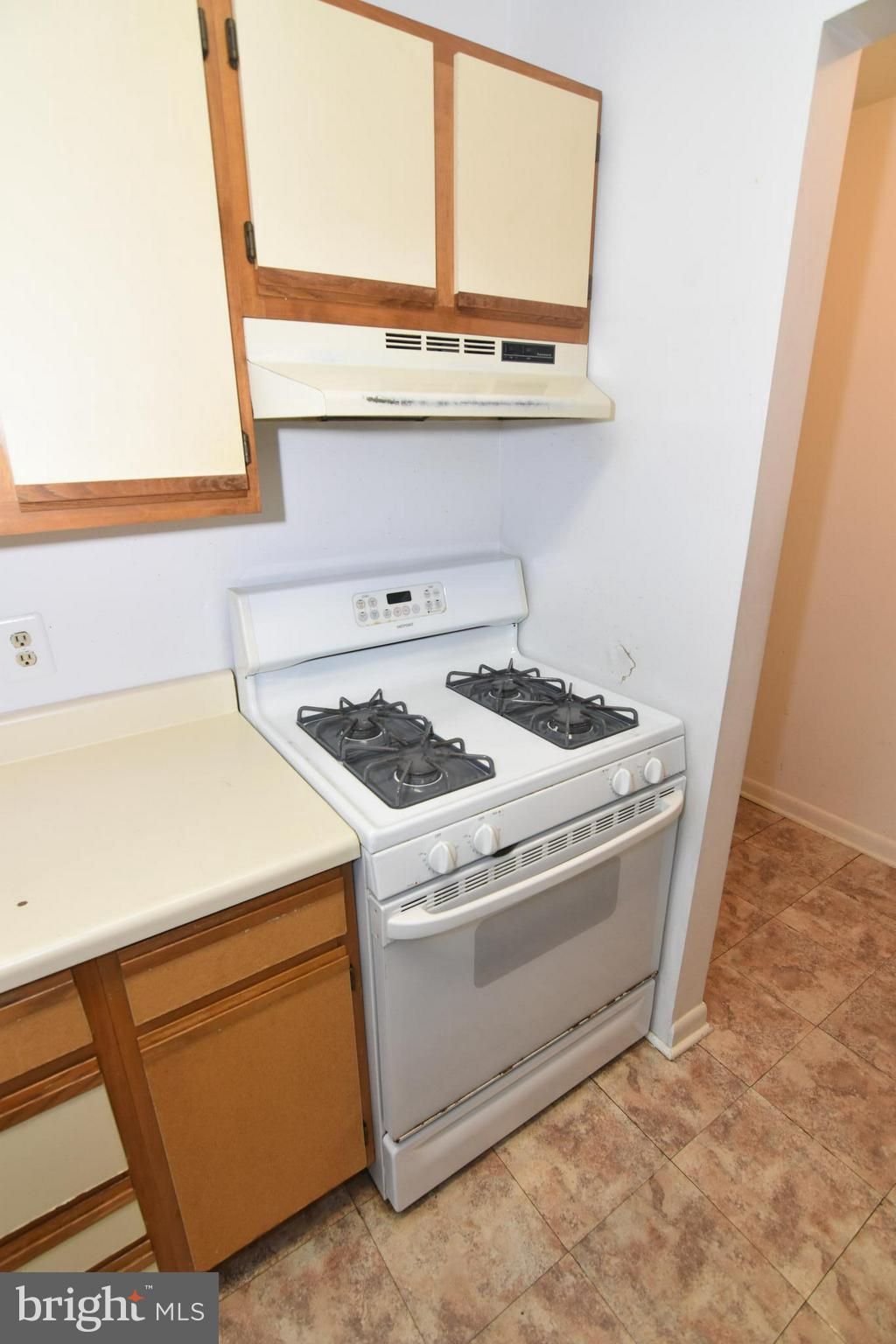 RIVER TERRACE - Residential Lease