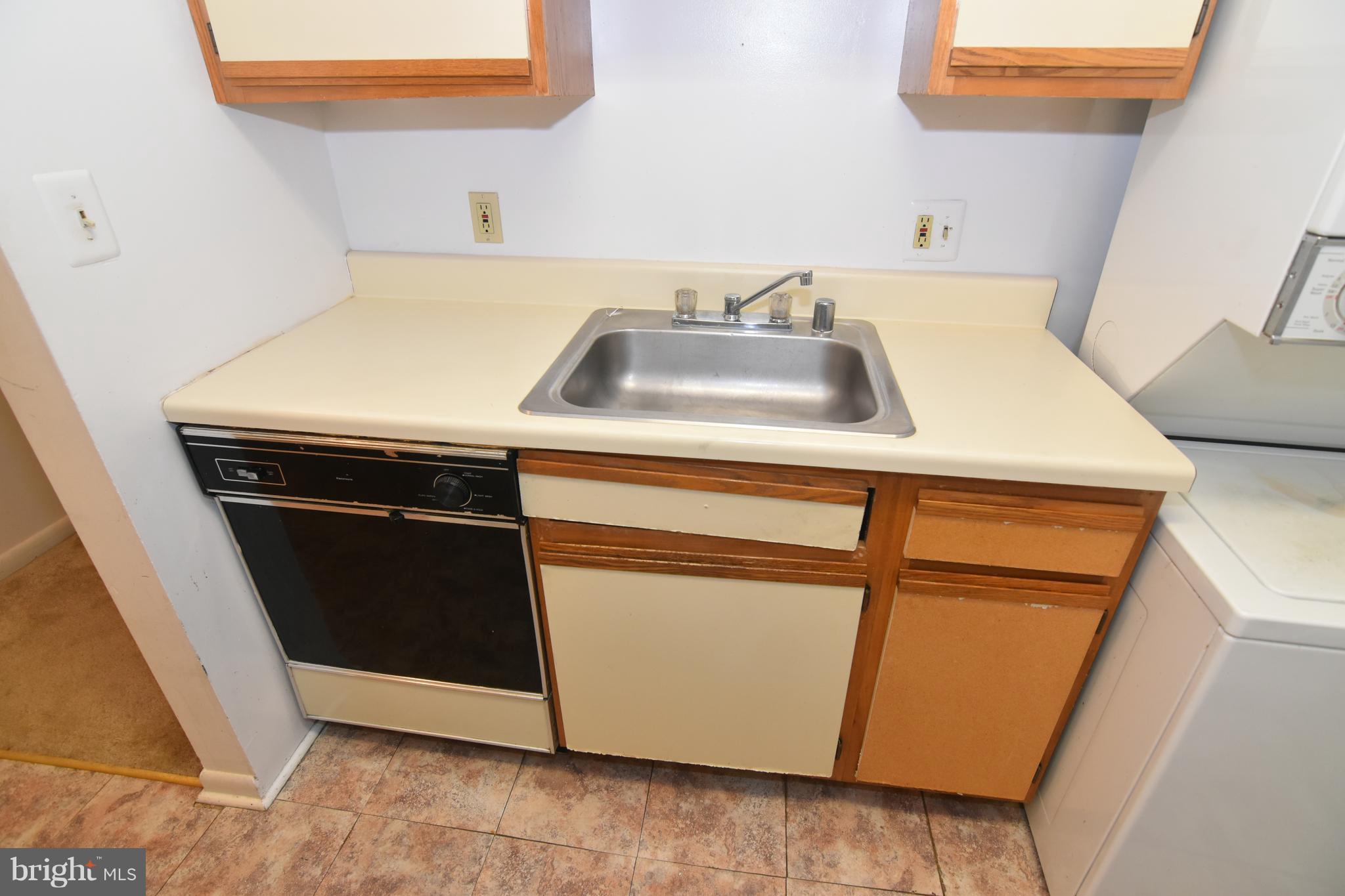 RIVER TERRACE - Residential Lease