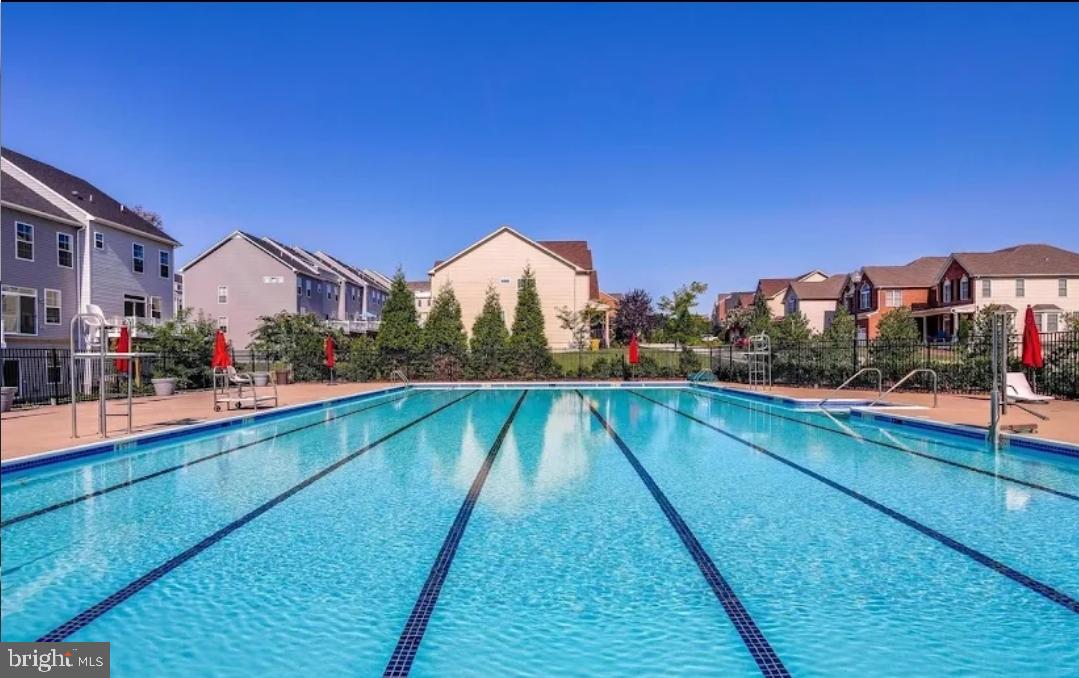 THE ENCLAVE - ARUNDEL PRESERVE - Residential