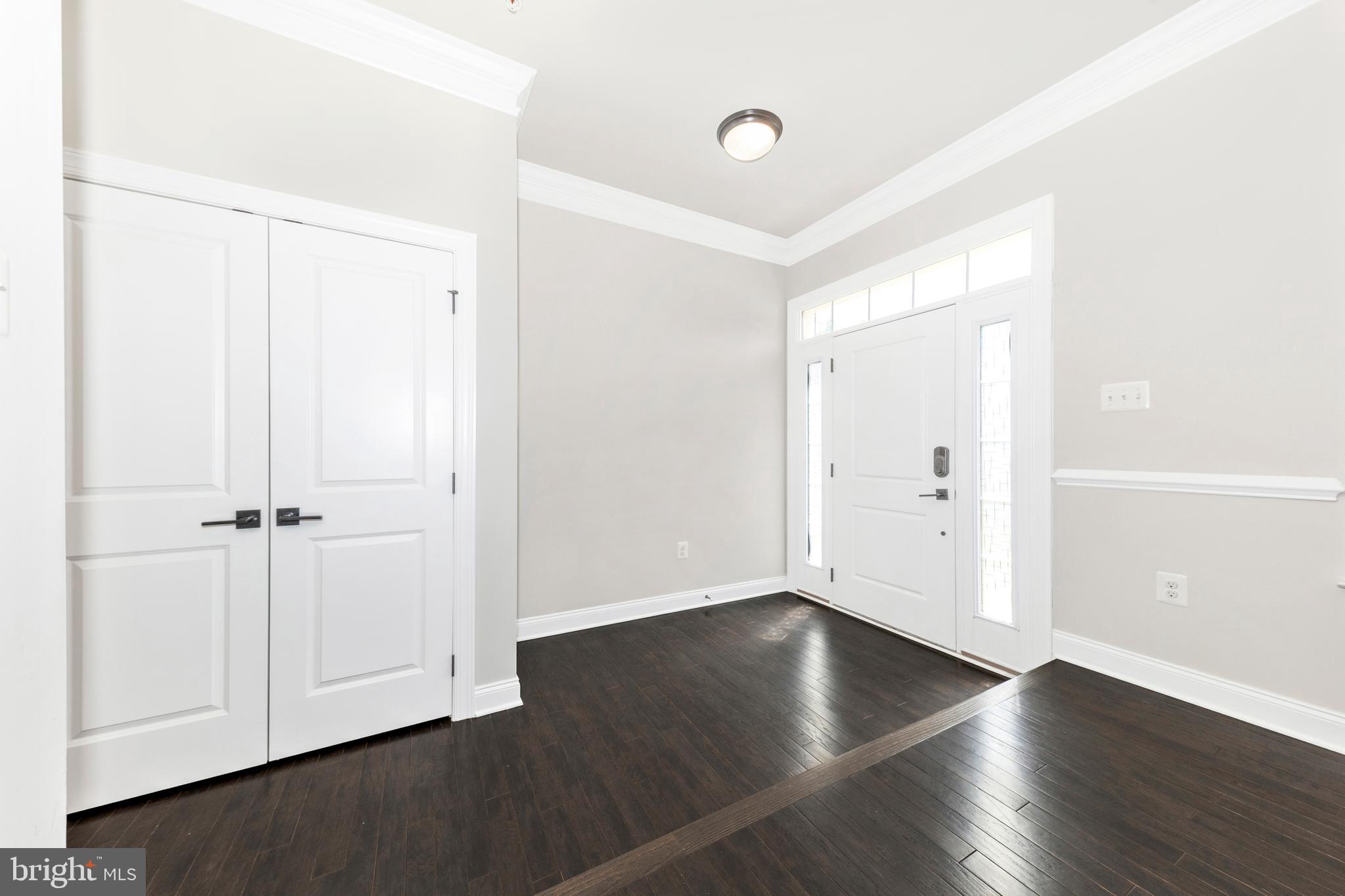 THE ENCLAVE - ARUNDEL PRESERVE - Residential