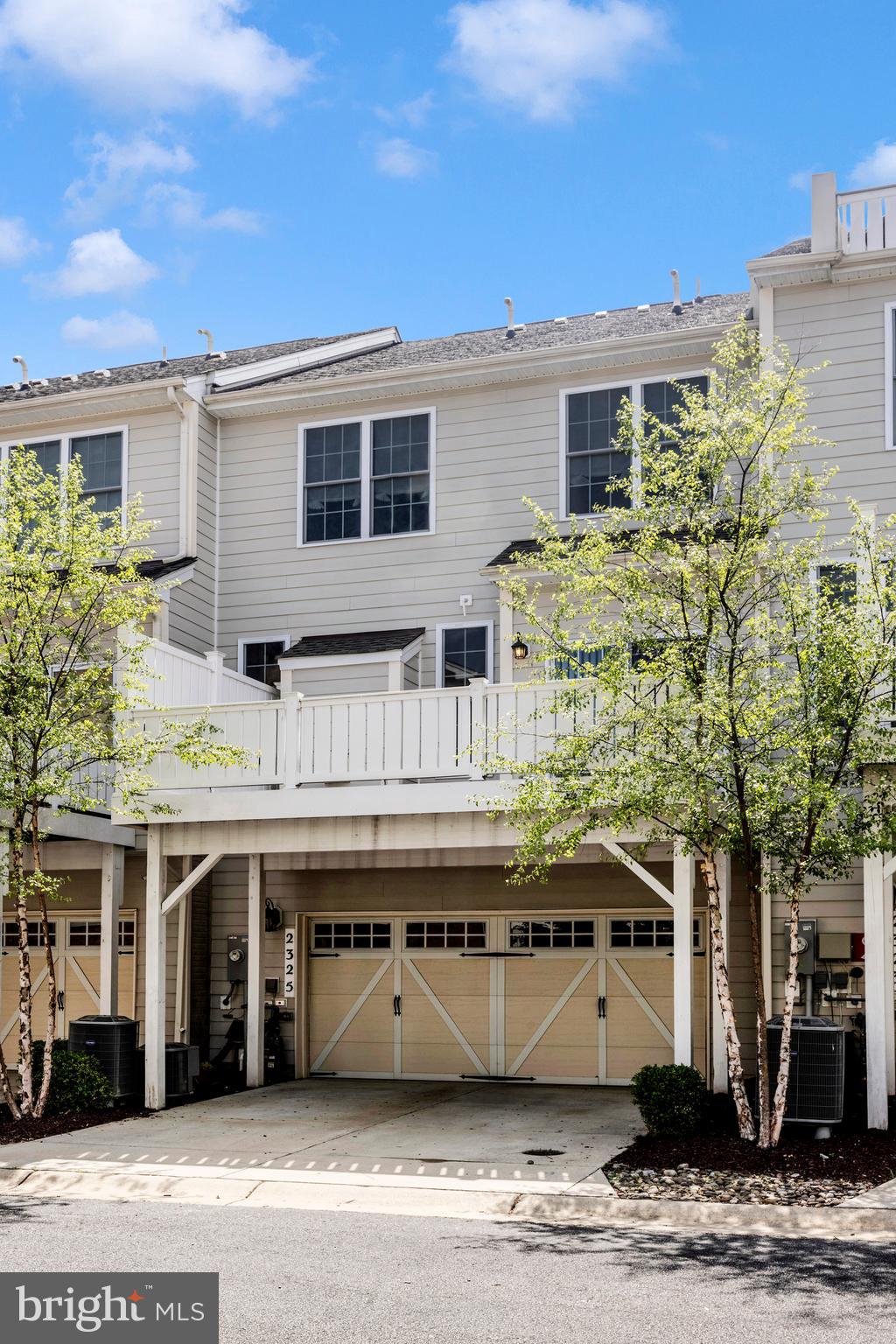 THE ENCLAVE - ARUNDEL PRESERVE - Residential