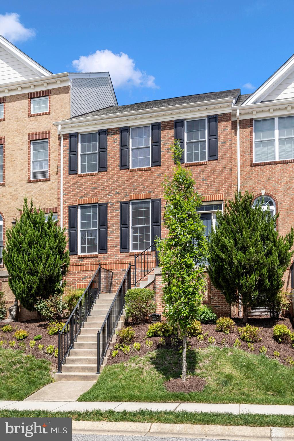 THE ENCLAVE - ARUNDEL PRESERVE - Residential