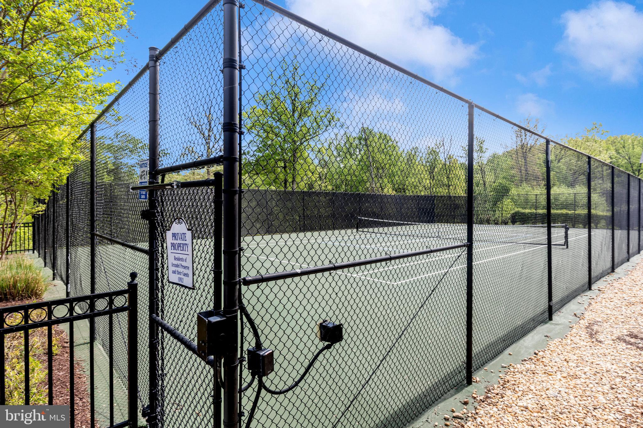 THE ENCLAVE - ARUNDEL PRESERVE - Residential