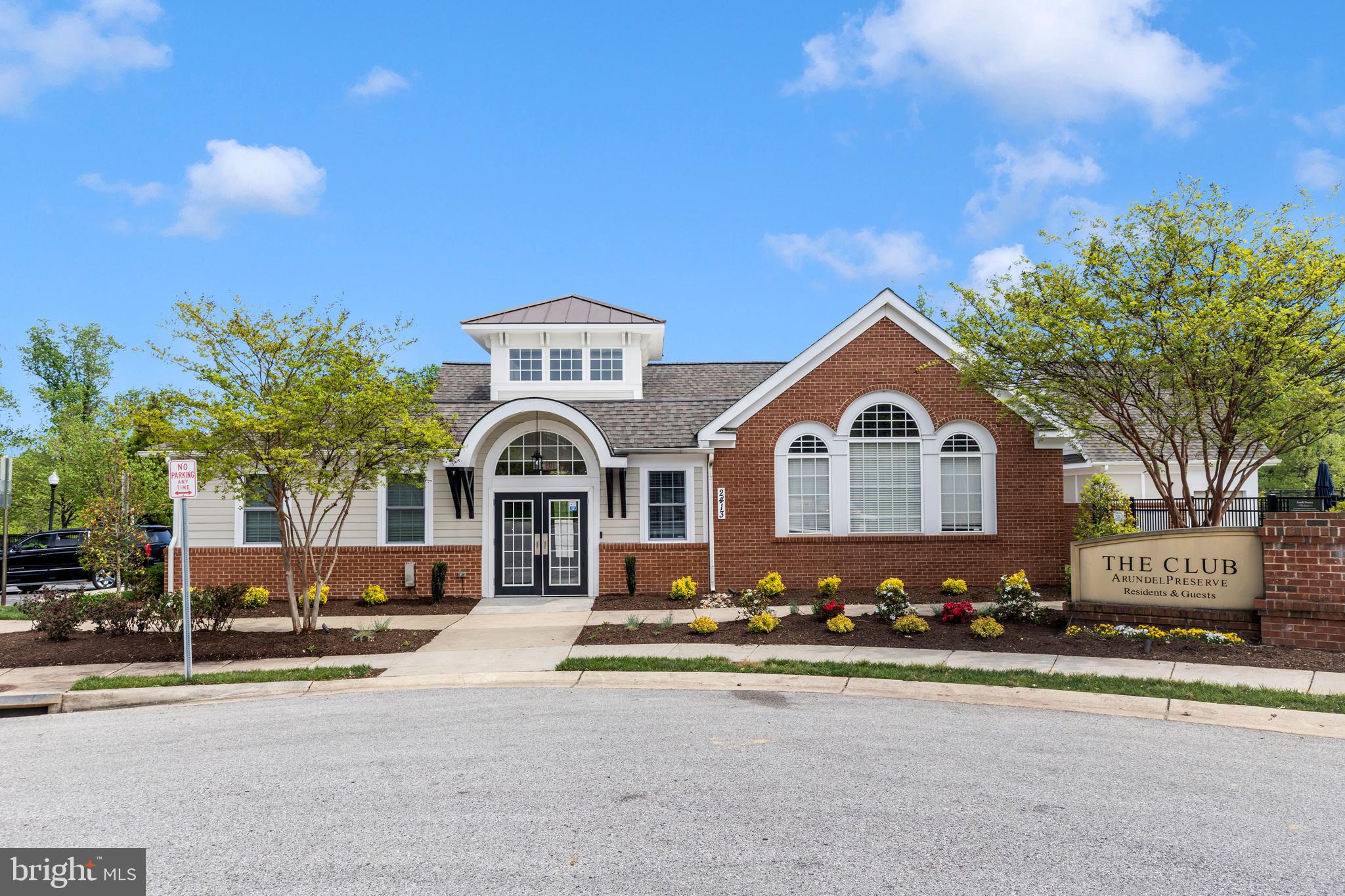 THE ENCLAVE - ARUNDEL PRESERVE - Residential
