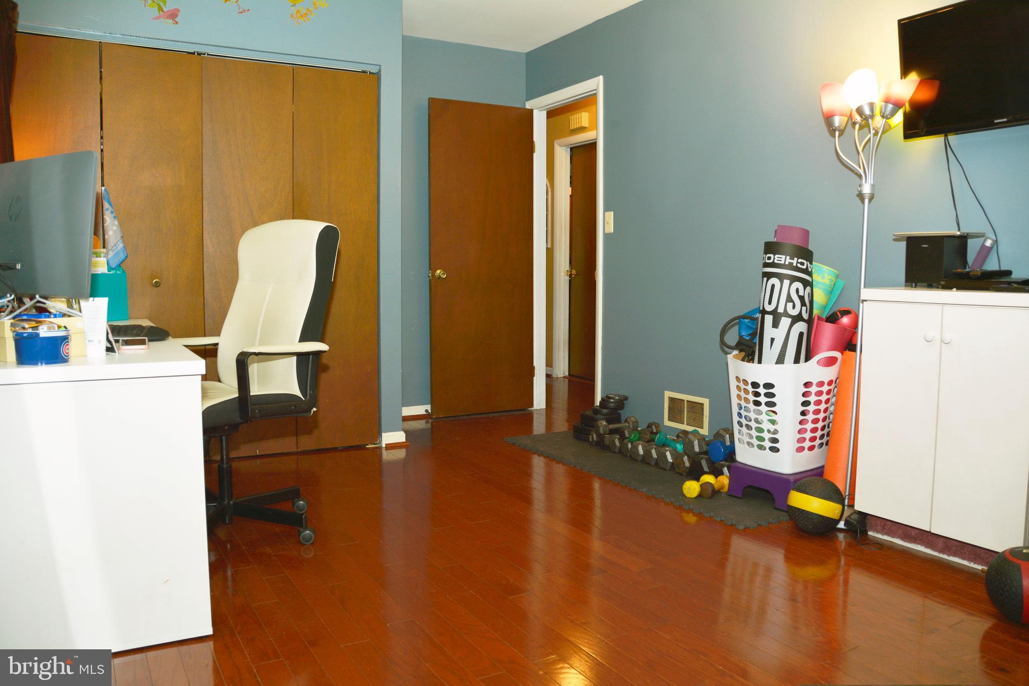 FLYING HILLS - Residential