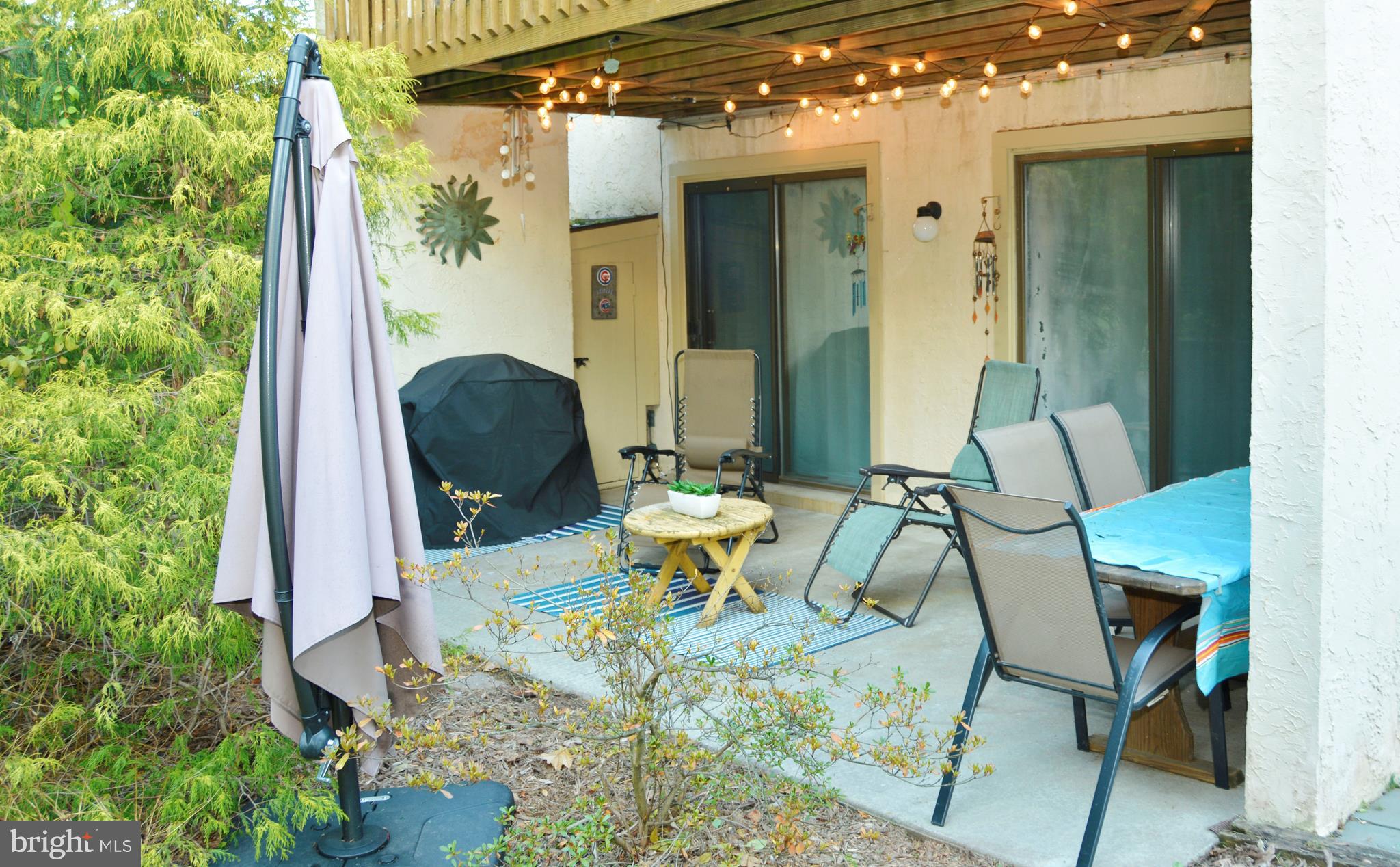 FLYING HILLS - Residential